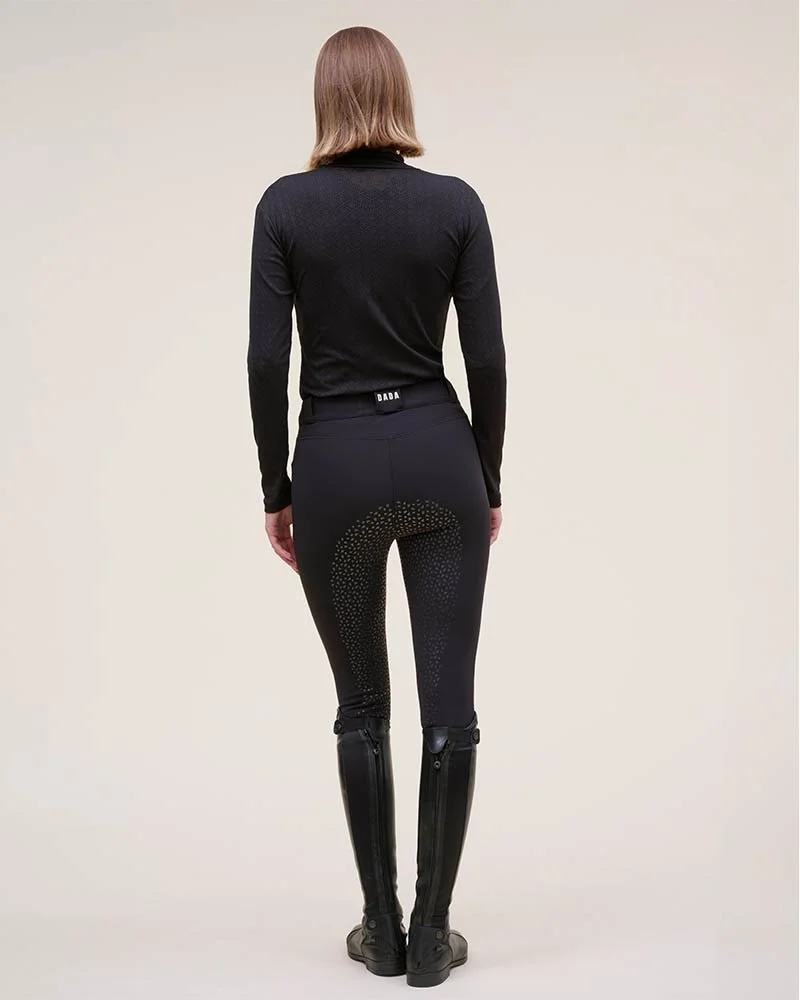 Calder_Black_WOMAN_eshop_FW24_3.jpg