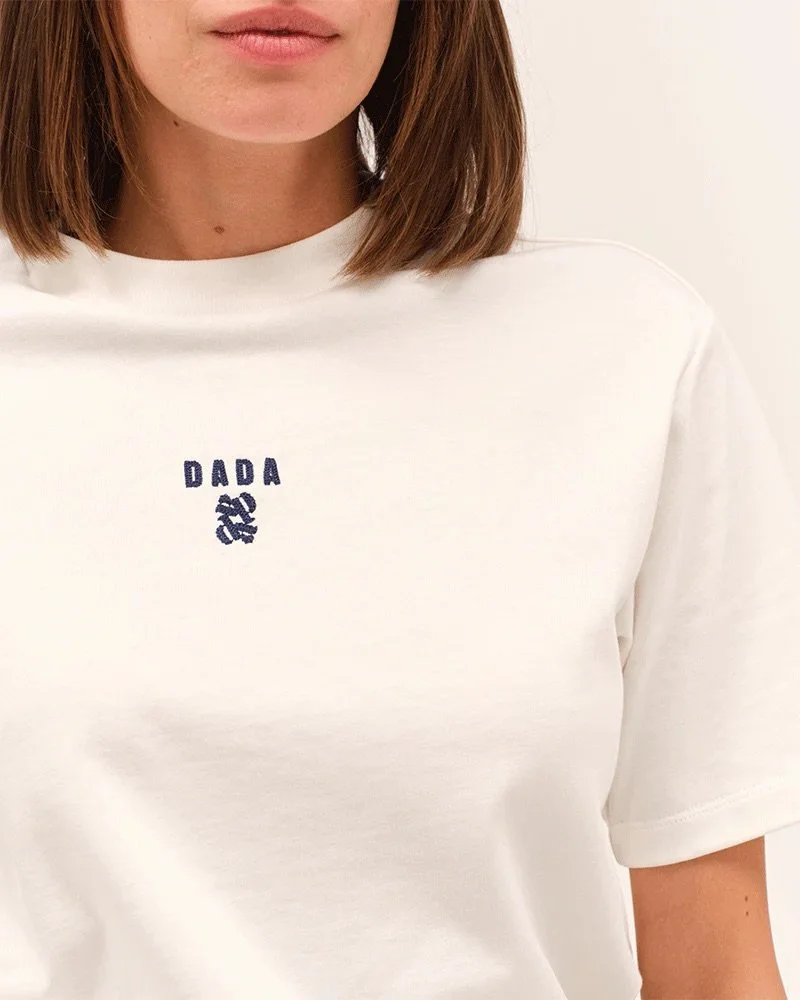 Oasis-tshirt-ecru-dada-sport_0005_260128_DADA_SANTI_SIERRA_18_0075.jpeg