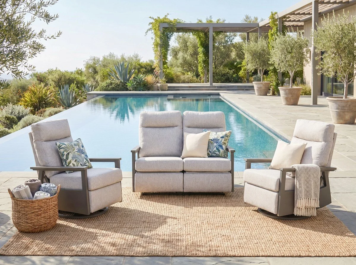 Huntington 4-seat Patio Aluminum Reclining Loveseat Conversation Set with pair of Recliners | Outdoor Set