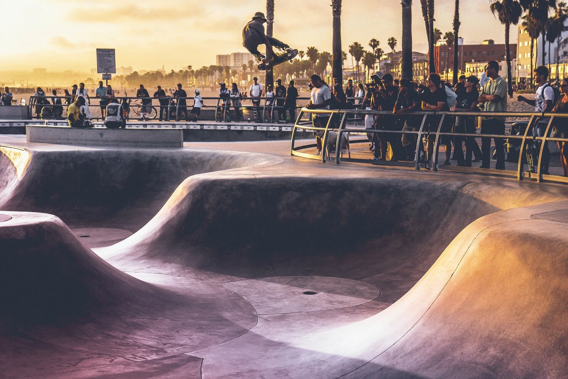 skateboarding-1149507_1920.jpg