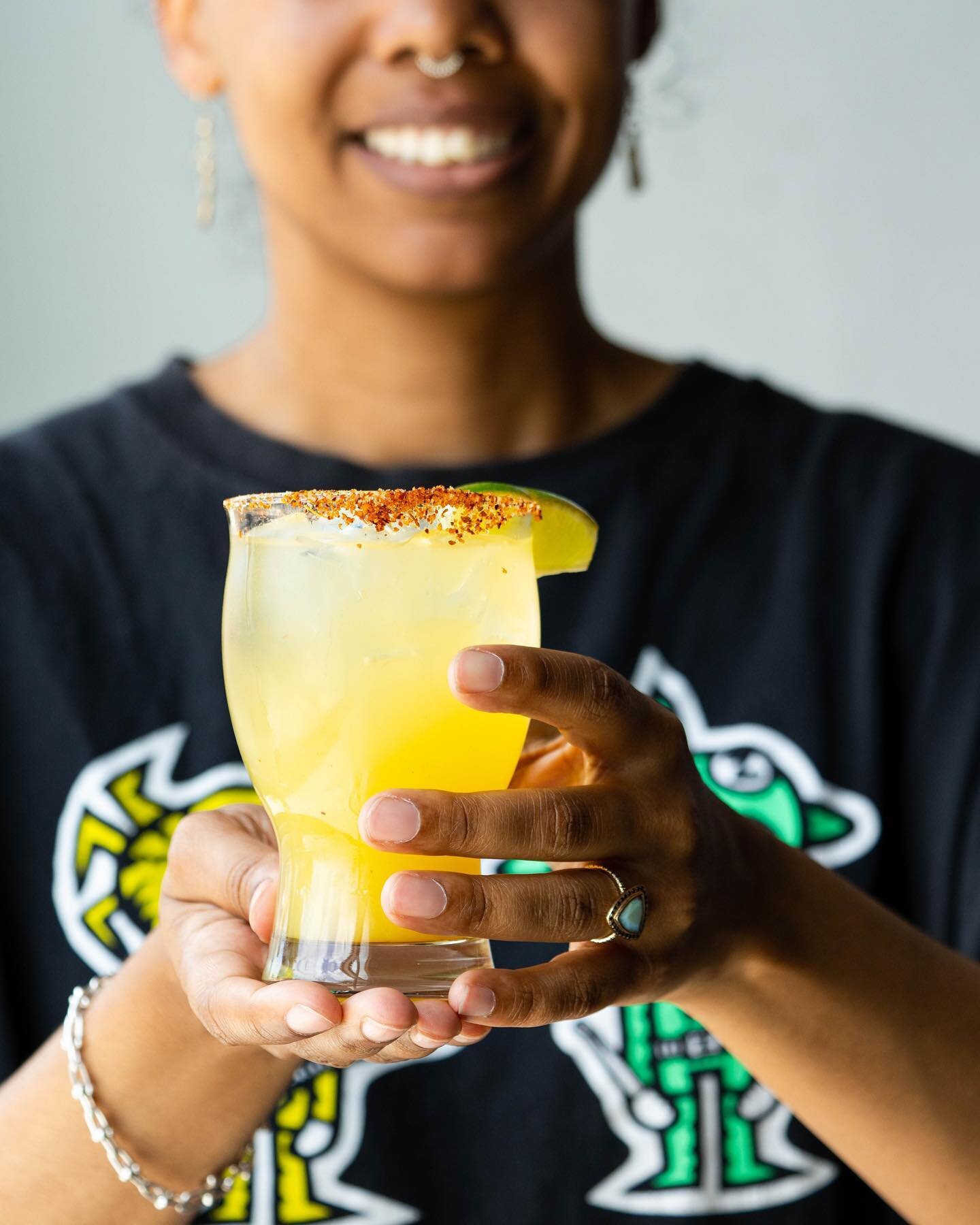 🍍 FRESCAS FRIDAY🍍

The new Canteen Frescas flavor this week is Pineapple! You can also still get cantaloupe, cucumber, or hibiscus.

What&rsquo;s Canteen Frescas? It&rsquo;s an Aguas Frescas inspired drink with eau de vie (apple based spirit) cockt