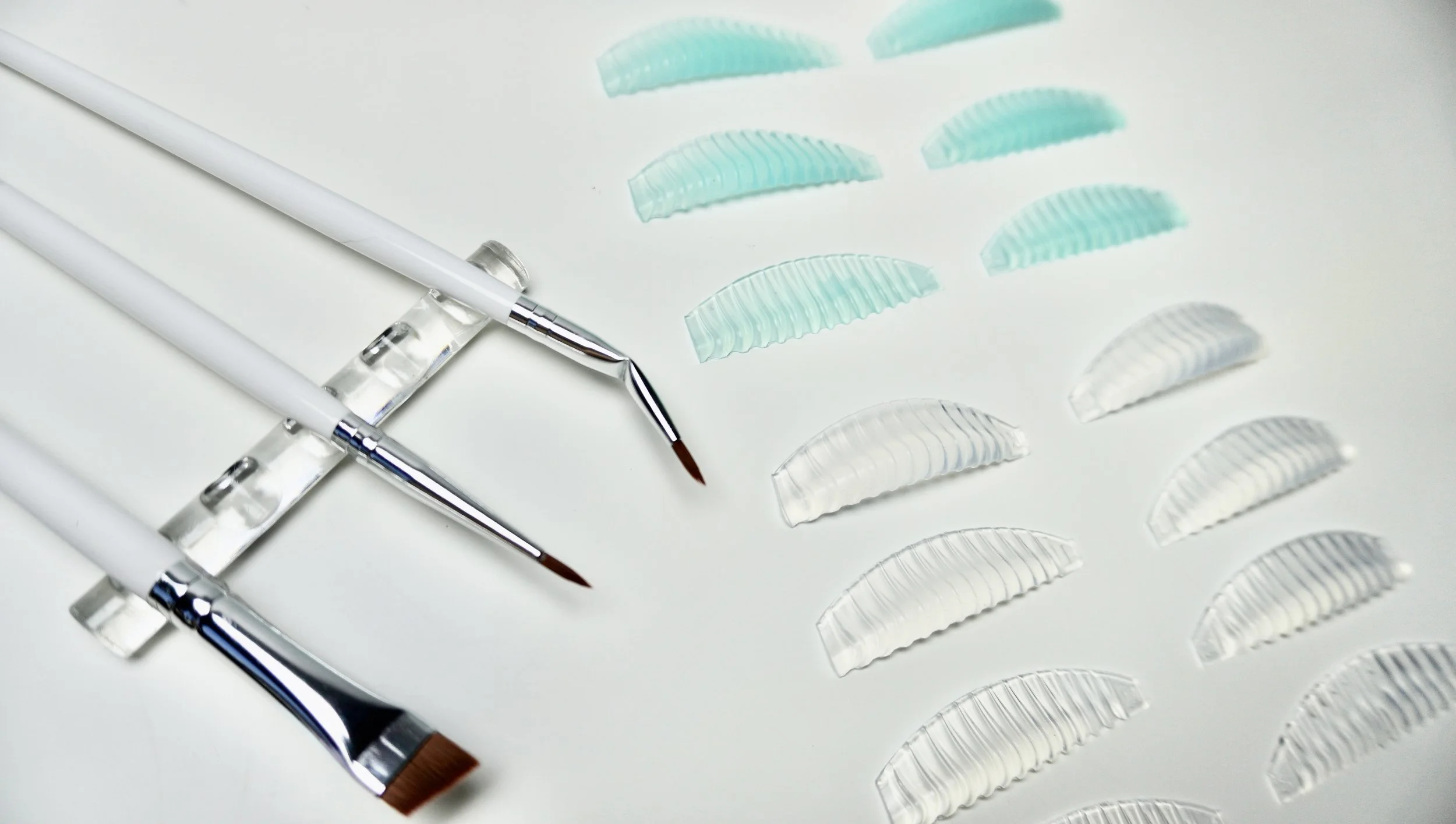 Lash Lift Brush Set + Holder — BLEUSPACE BEAUTY