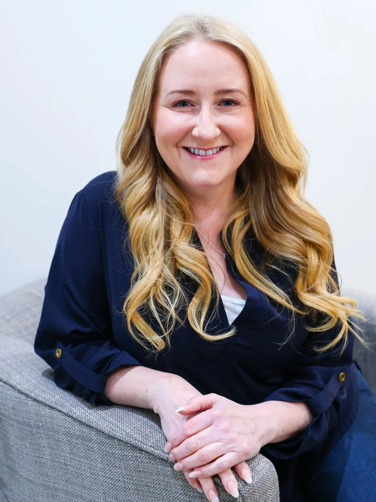 ✨ Meet Emma Mills ✨

Some couples come to therapy saying things like:

&ldquo;We keep having the same argument.&rdquo;
&ldquo;Every conversation somehow turns into conflict.&rdquo;
&ldquo;We love each other&hellip; but things feel harder than they us