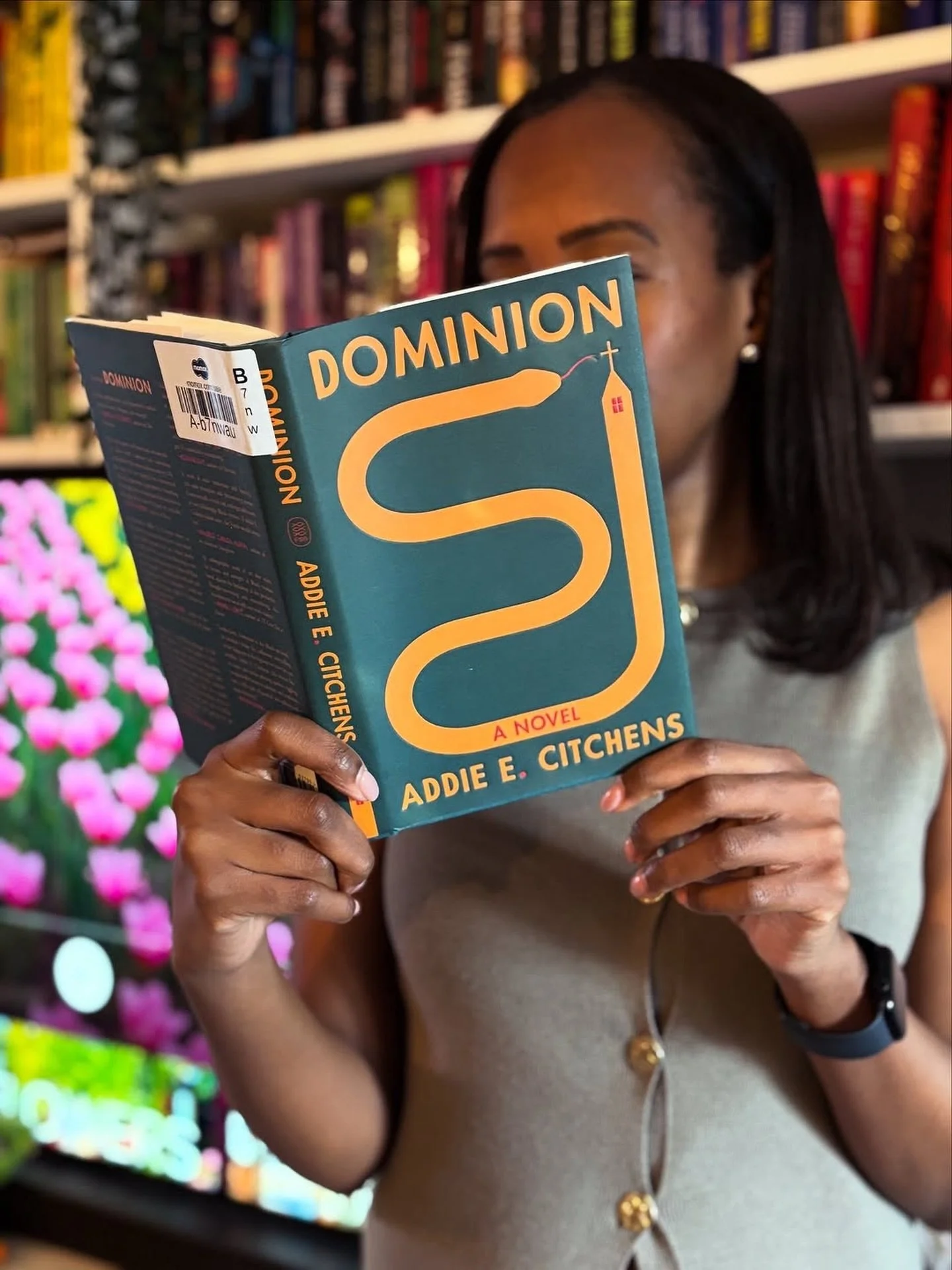It&rsquo;s Friday!  What are you reading this weekend? 

If your weekend mood is messy church secrets and small-town tea 👀 DOMINION by Addie E. Citchens drops you into Dominion, Mississippi, where a powerful Baptist preacher and his golden-boy son s
