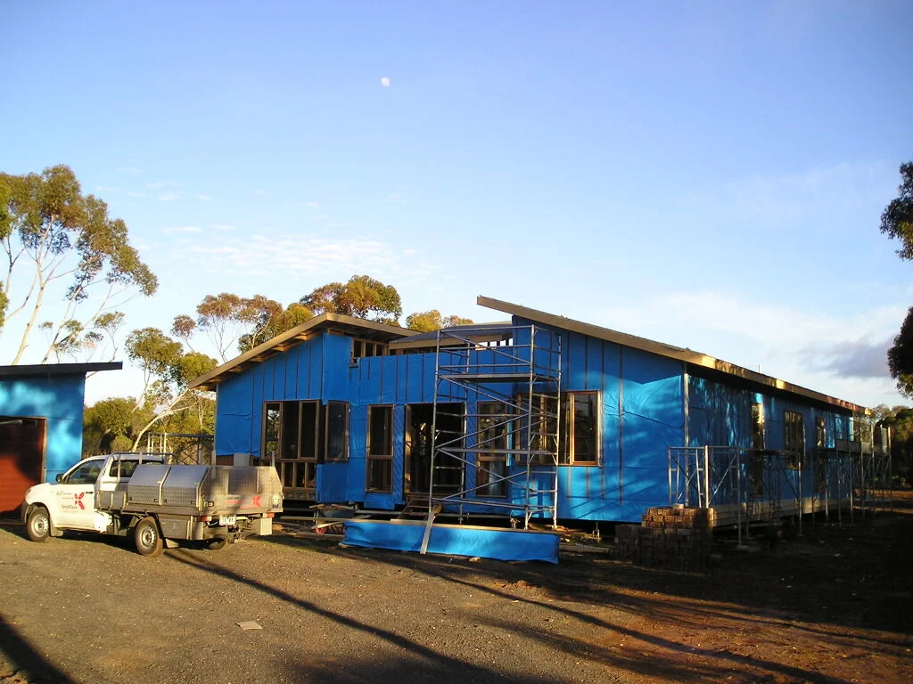 Hoppers Crossing - build in progress front