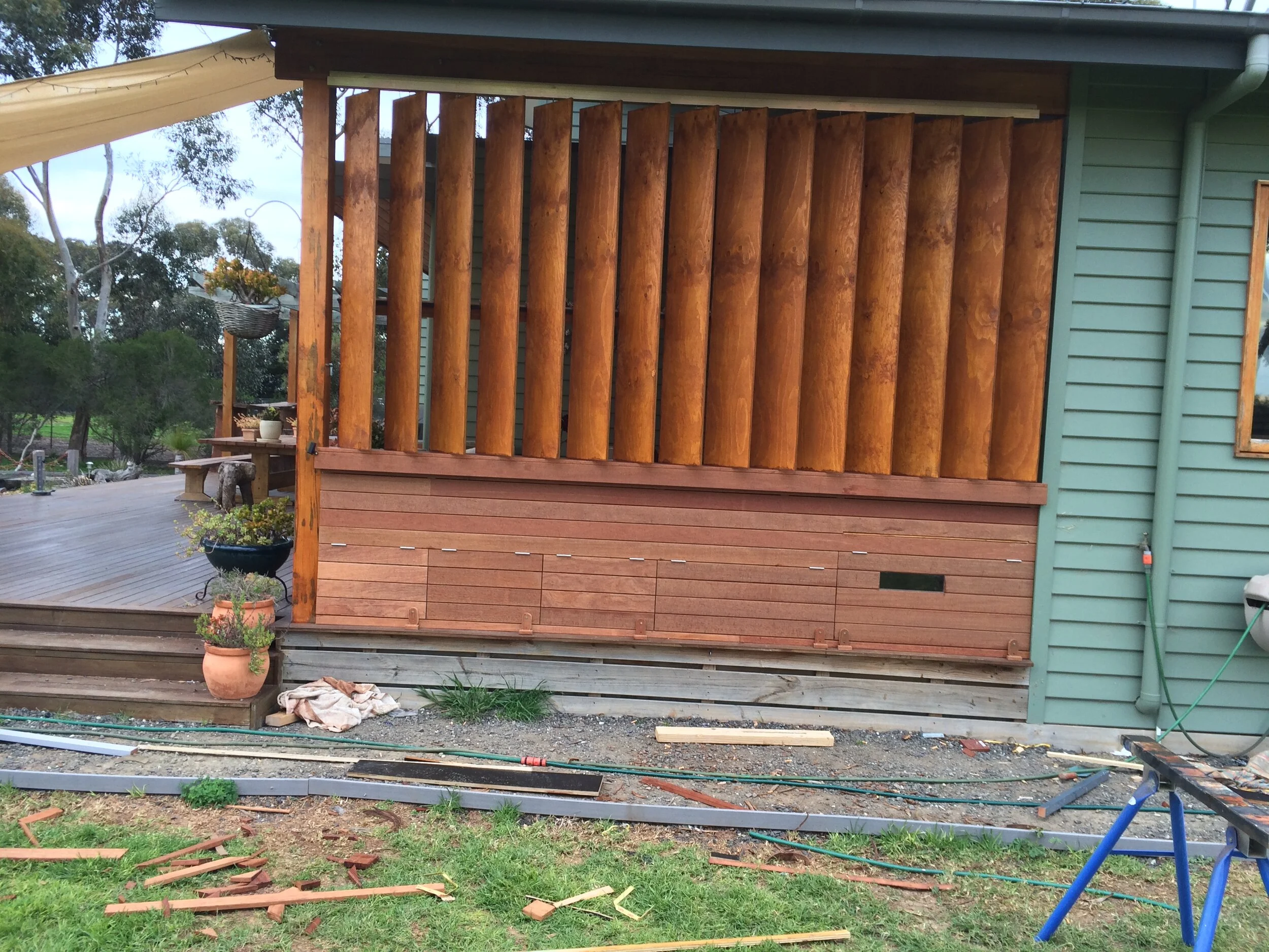 Hoppers Crossing - screen louvres