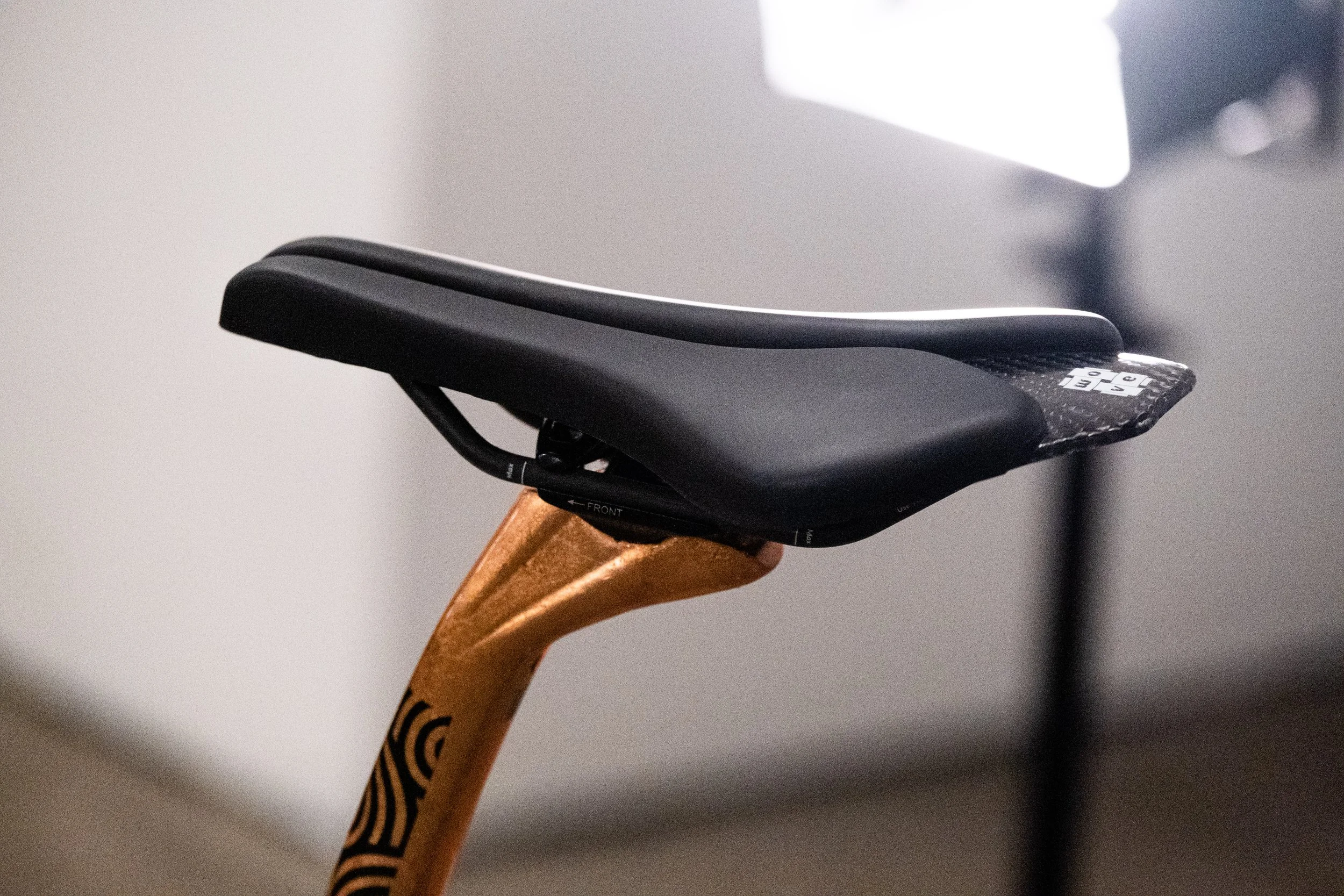 Wove Mags Road+Gravel Saddle side view