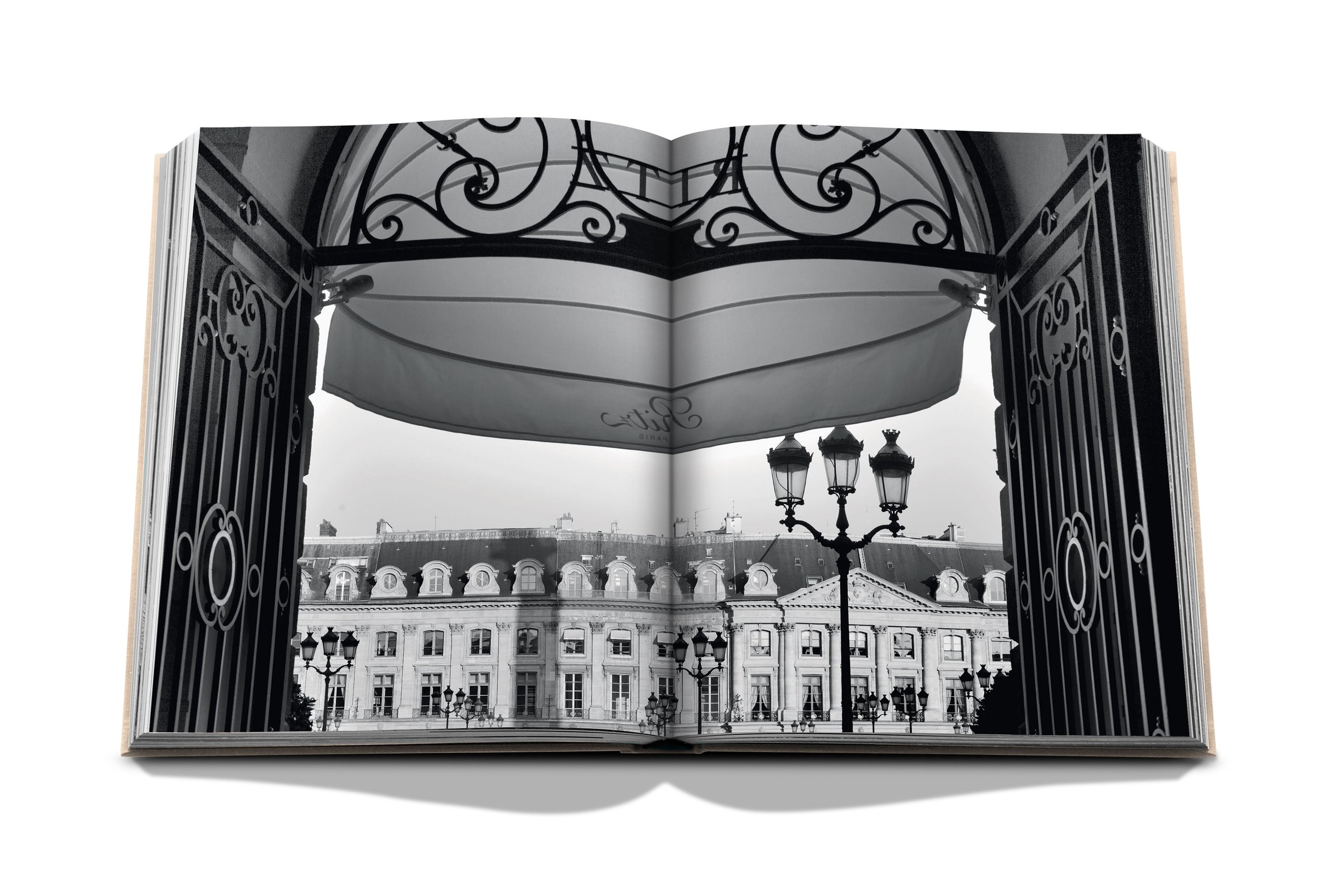 assouline-eternally-ritz-04.jpg
