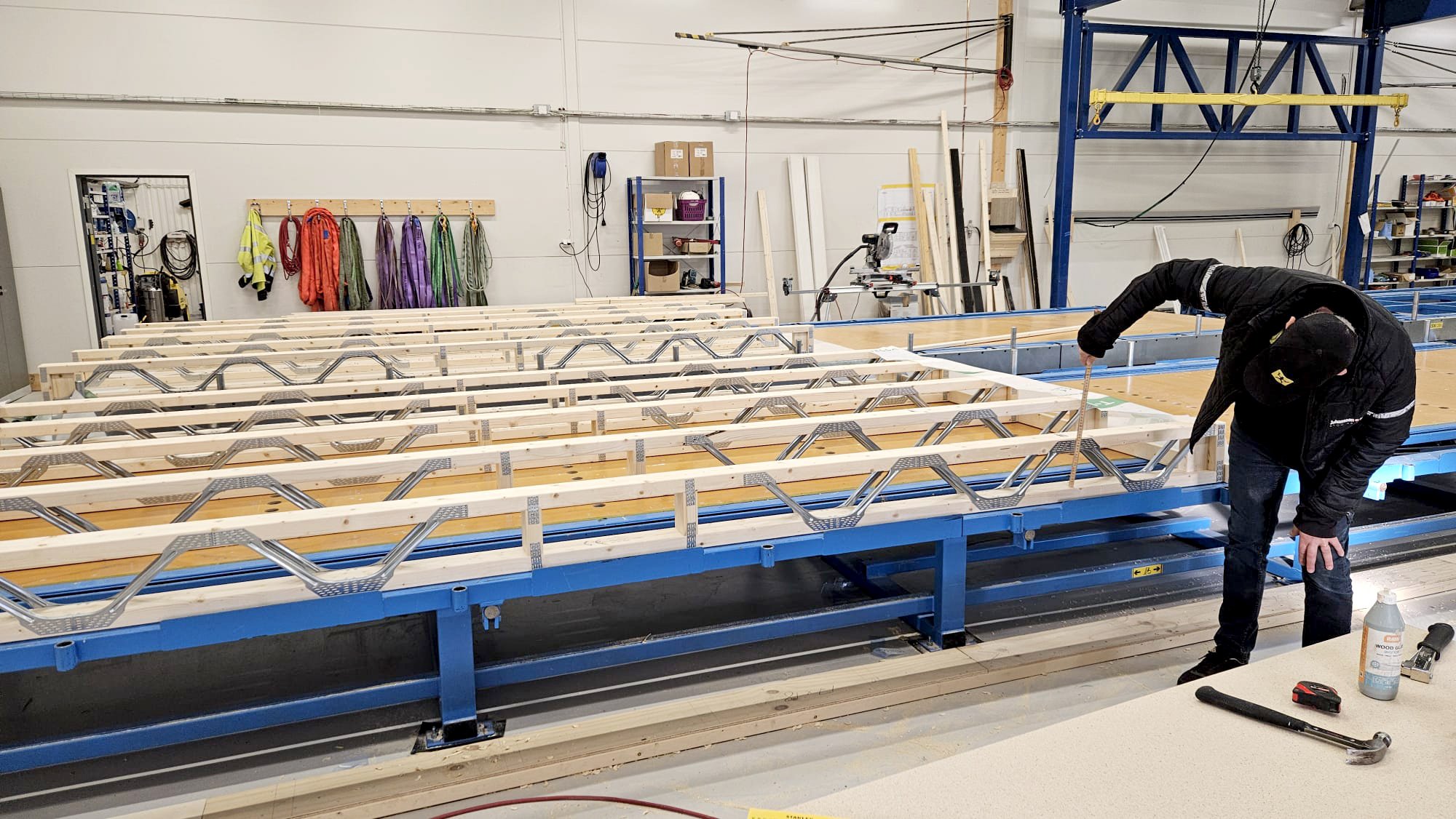 Vi bygger tids- och kostnadseffektivt med Posi-Joist™