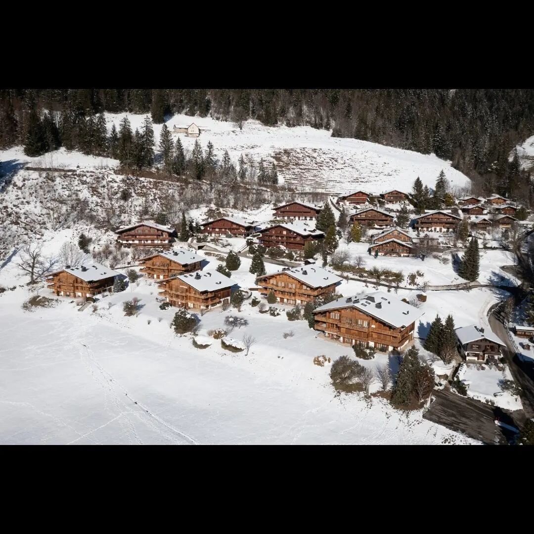Swiss Chalets

#sales#forsale#rougemont#opportunity#central#village#apartmentforsale#luxuryhomes#hauswirthimmobiliengstaad#immobilien#realestate#inlovewithwinter#gstaadmylove#hauswirthimmobilien#luxury#chalets#apartments#properties#winter#valuation