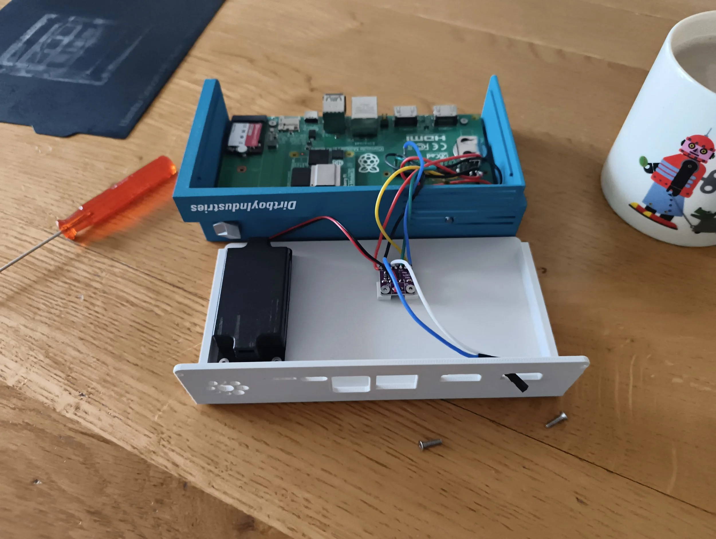 Disassembled DBI Pi showing CM5, amplifer and speaker