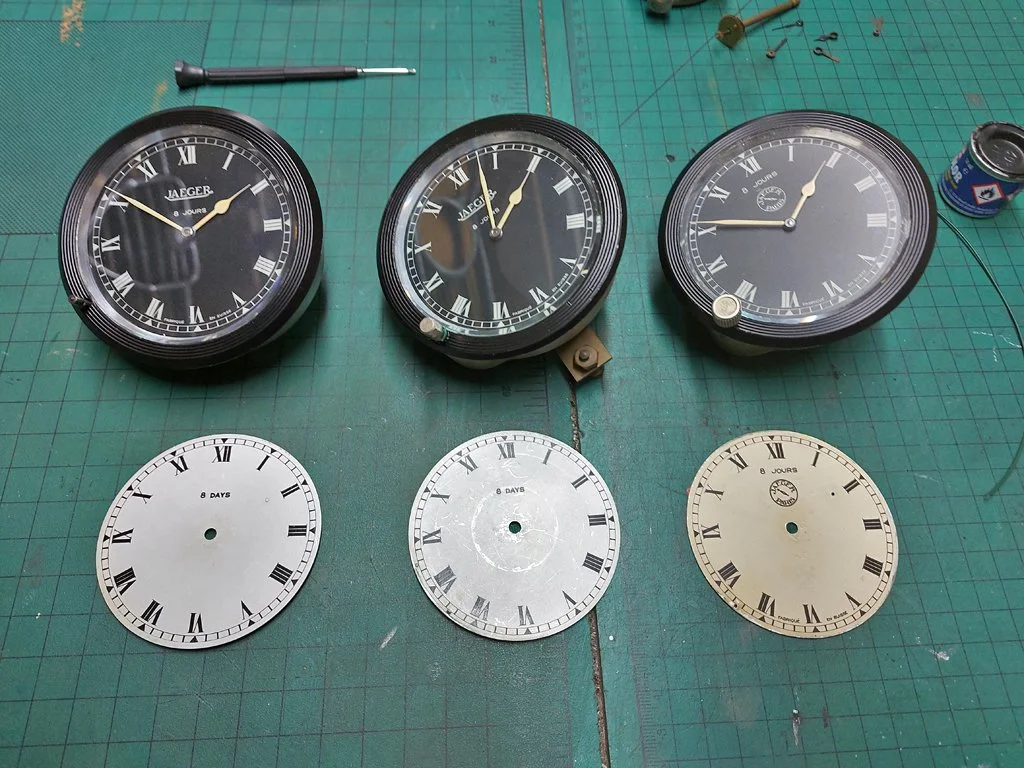 Instruments-gauges-restoration-gabrieldemeurville-automotiveart-revcounter-jaeger-clocks-09.jpg