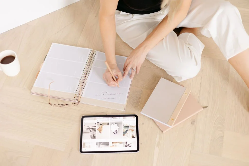 Dubsado setup workflow planning for wedding photographers, Lindsey Garvey VA