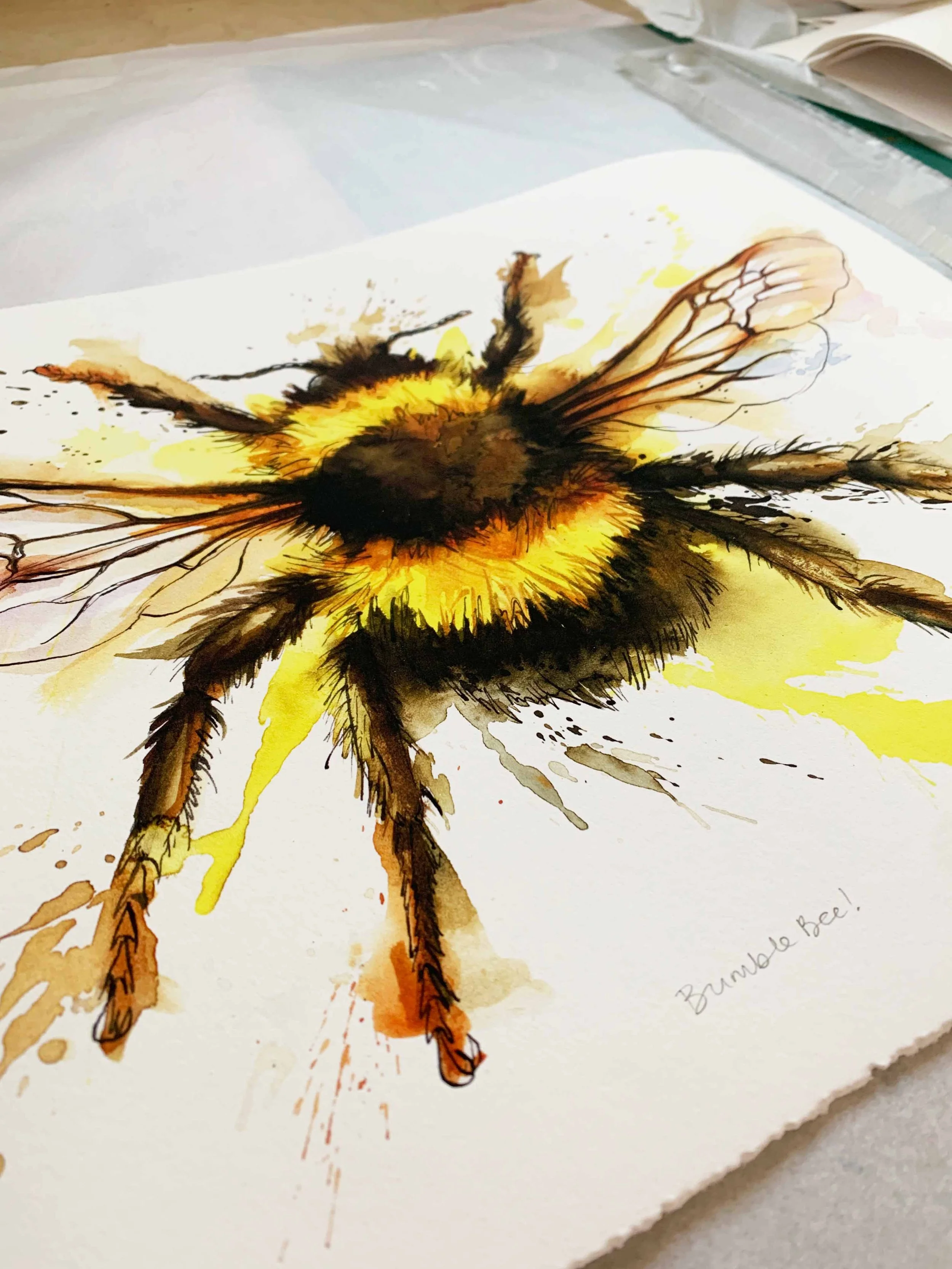 bee2.jpg