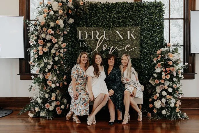 Engaged?? Let’s host your dream bridal shower!
๐๐ฐ๐ผ‍โ๏ธ๐
———-
Photo: @barbaraannphotofilms
