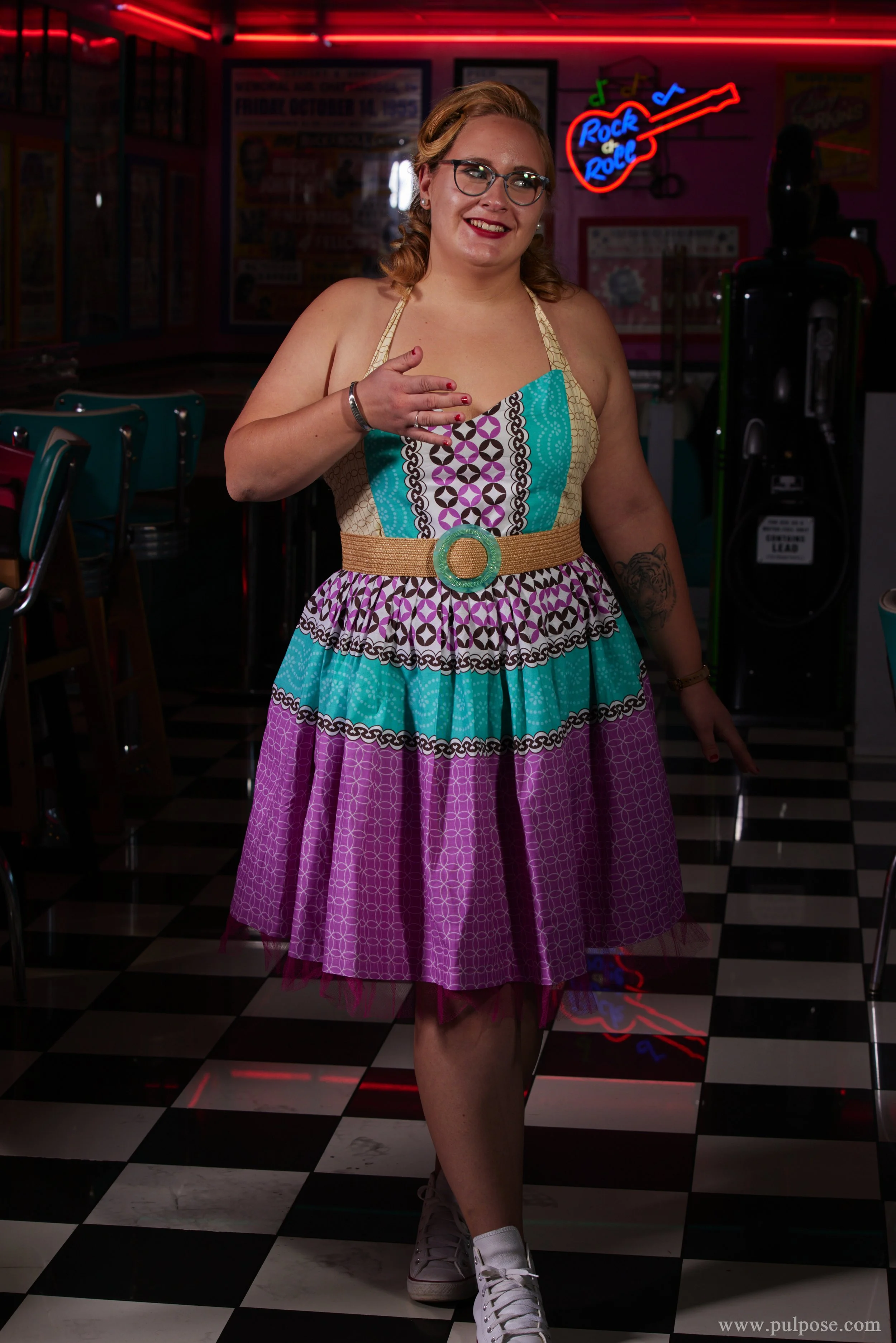 création robe pinup pin-up pin up femme ronde véritable grande taille 100% francaise française france curvy glamour sexy qualité petit prix pulpose pulp'ose pulpeuse