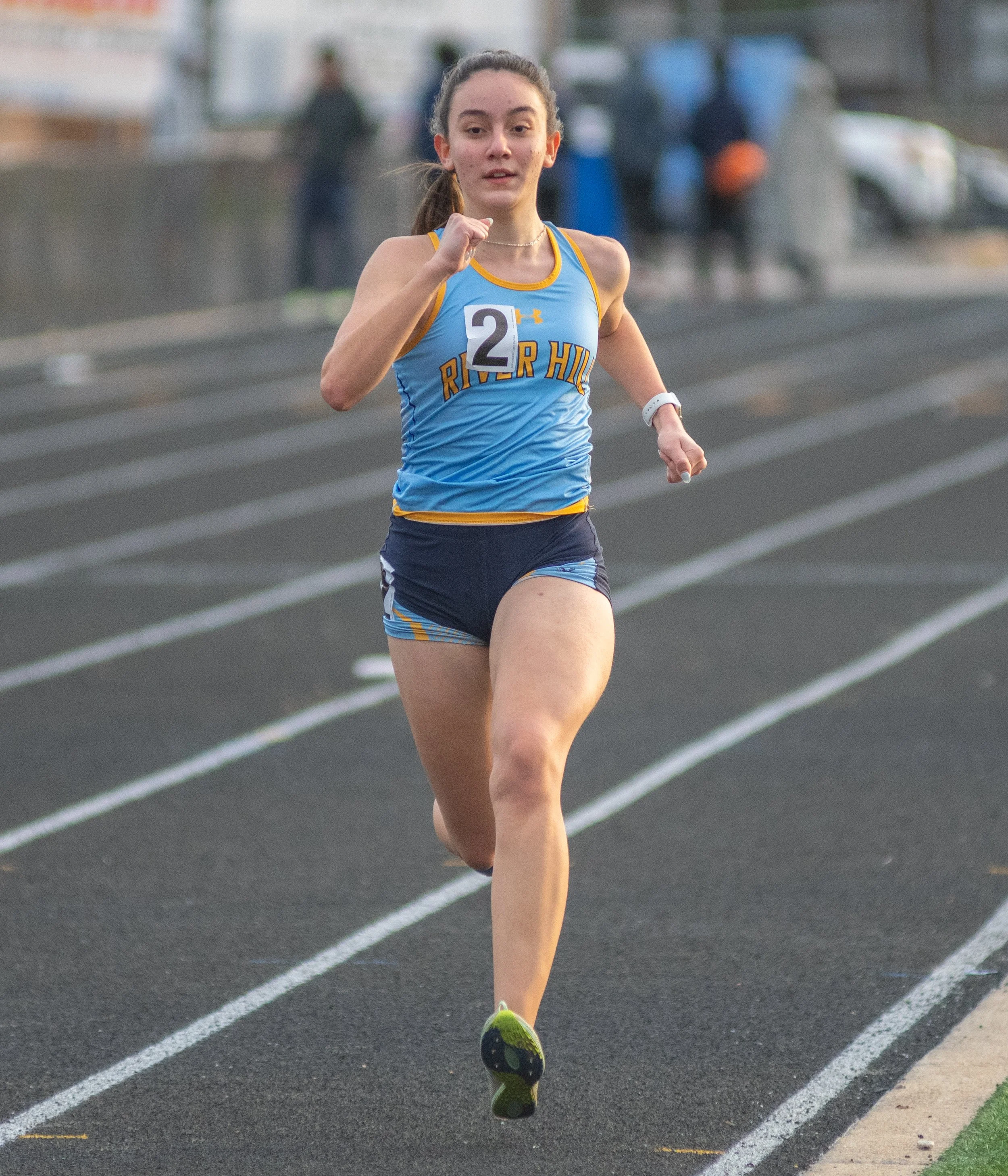 Winter Track 1-19-2022 UWM-98.jpg