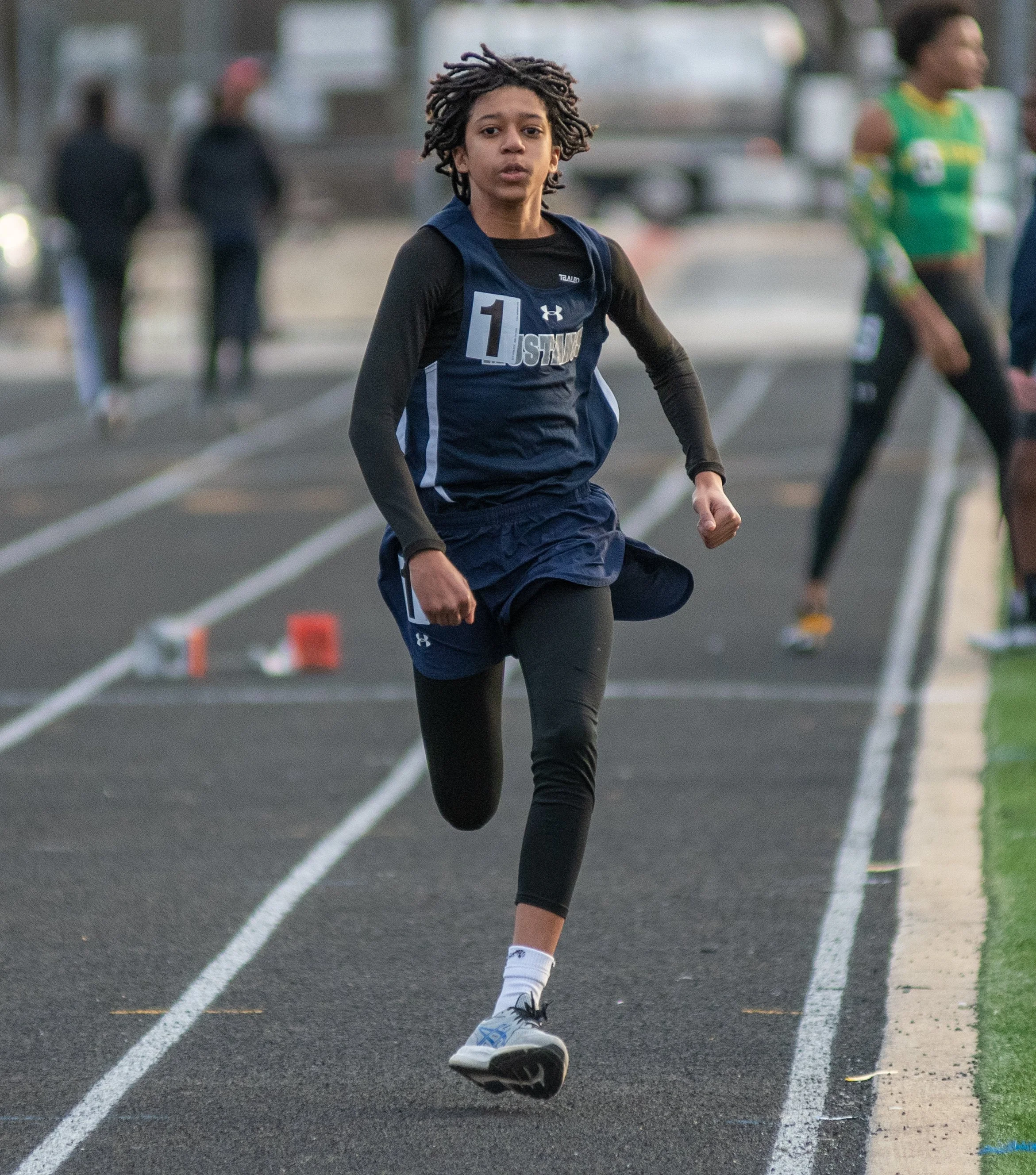 Winter Track 1-19-2022 UWM-57.jpg