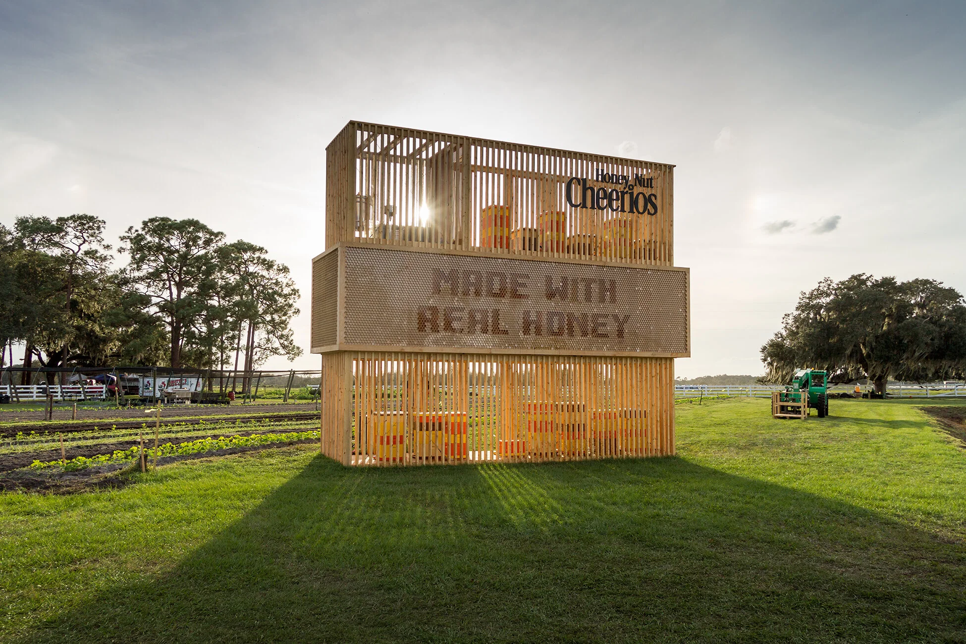 Honey Nut Cheerios: Beehive Billboard