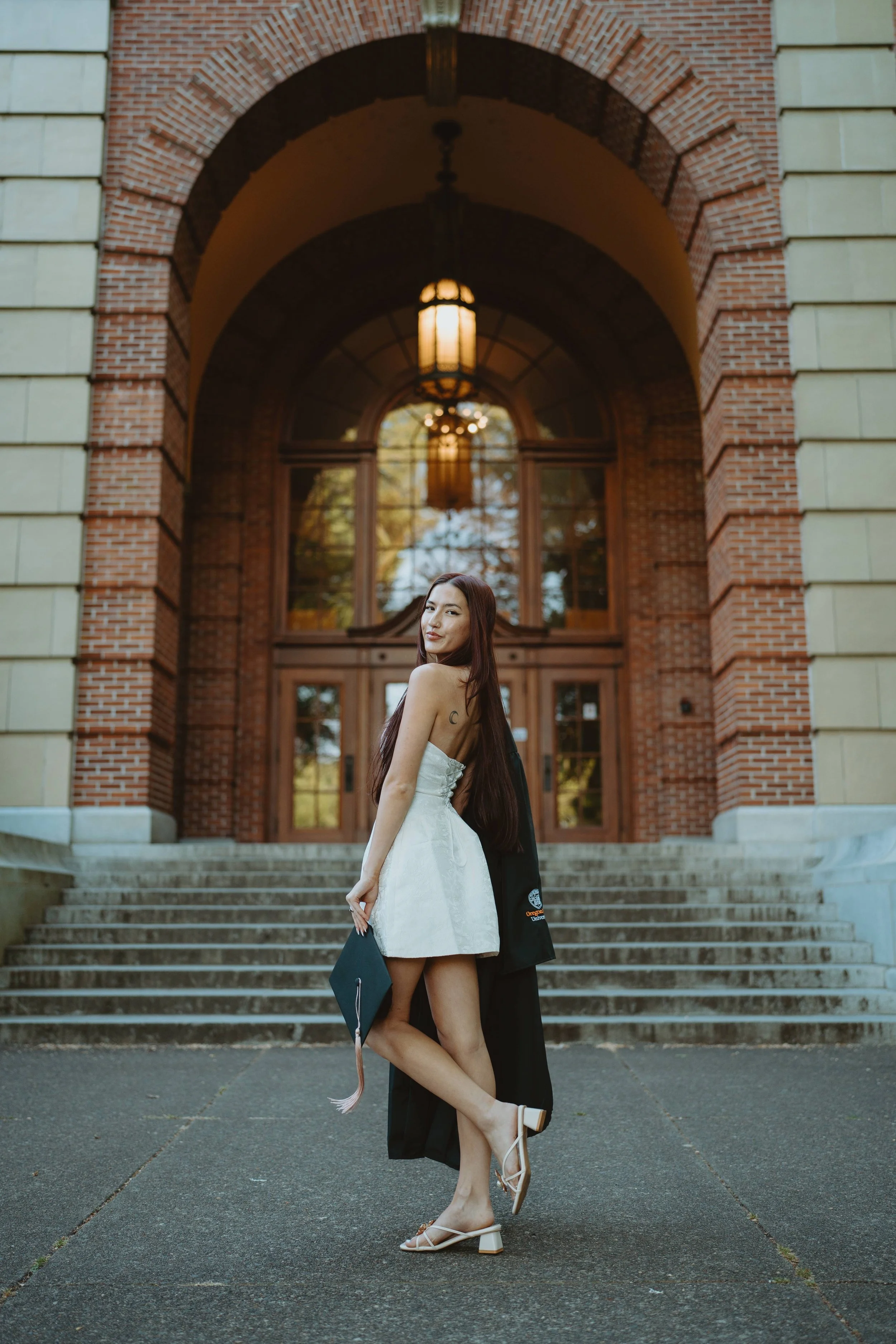 20260506-50-A7E00036-emma-senior photos-oregon state university-grace devries-ever finding beauty_3775x5662.jpg