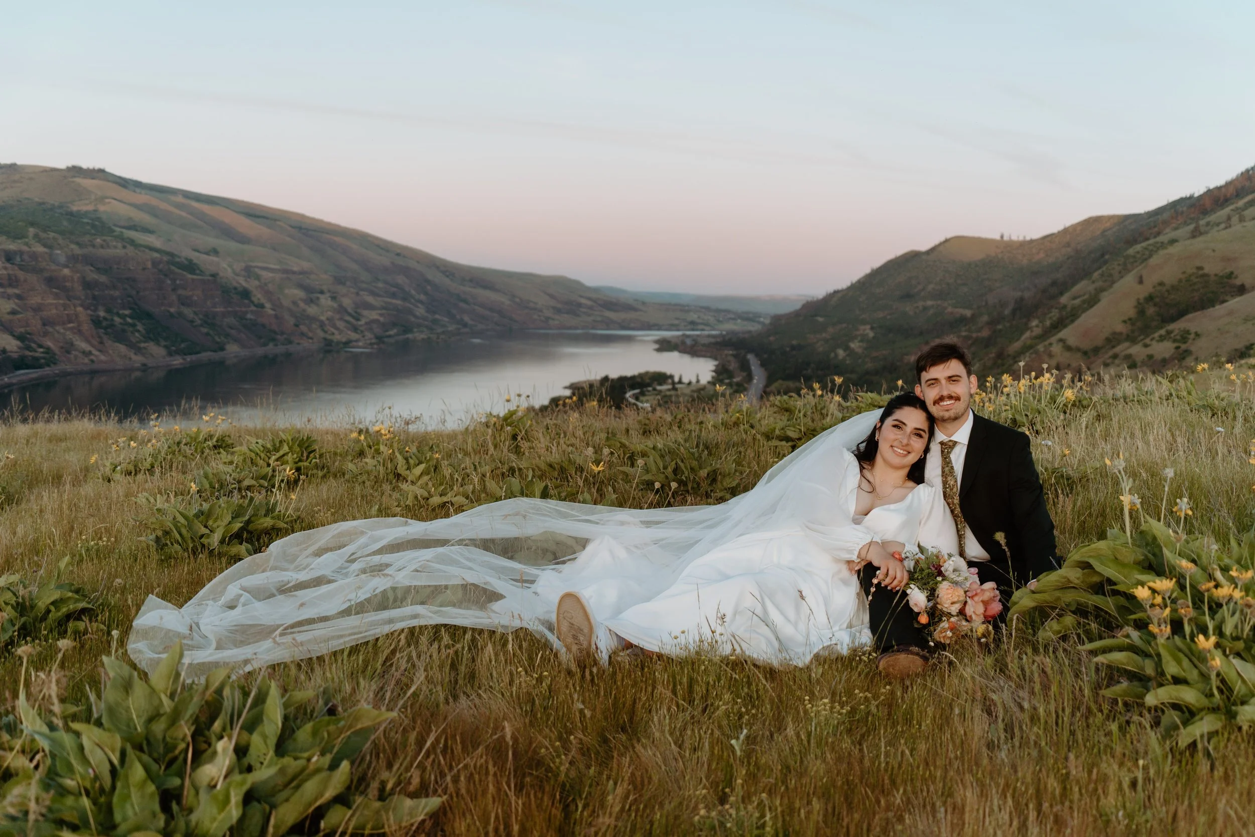 20250505-A7E04560-ashley herrera-christopher toon-rowena crest-the dalles-cherry heights-oregon-wedding photographer-pnw-columbia__5820x3880.jpg