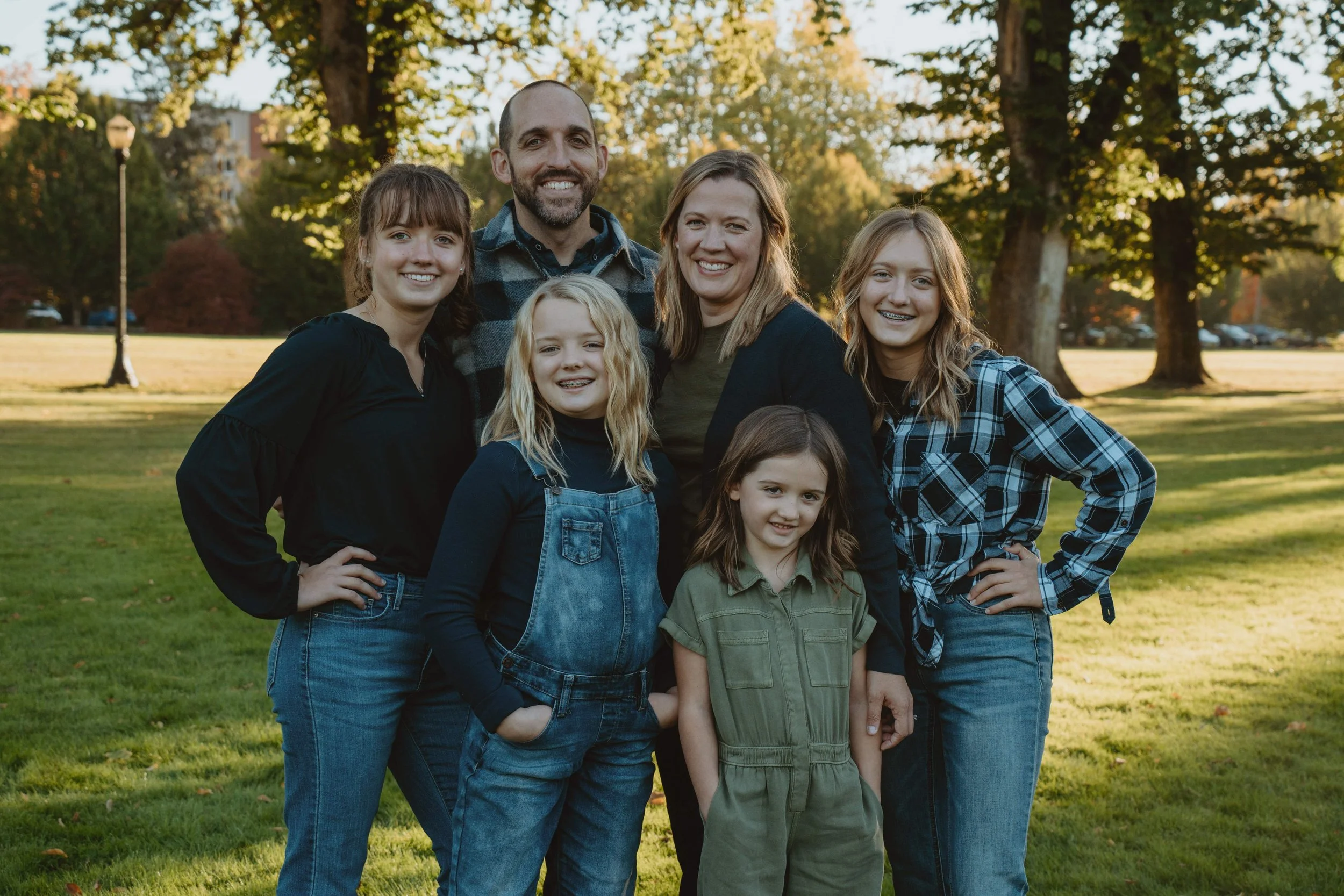 20251015-A7E04020-lissa-nate-family-photos-osu-christmas-ever finding beauty_5581x3721 (1).jpg