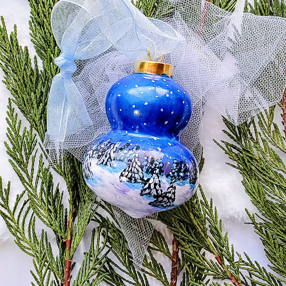 Ceramic-Hand-Painted-Ornament-No18-Greenery-MamaDuck-Art-Beth-Smith.jpg