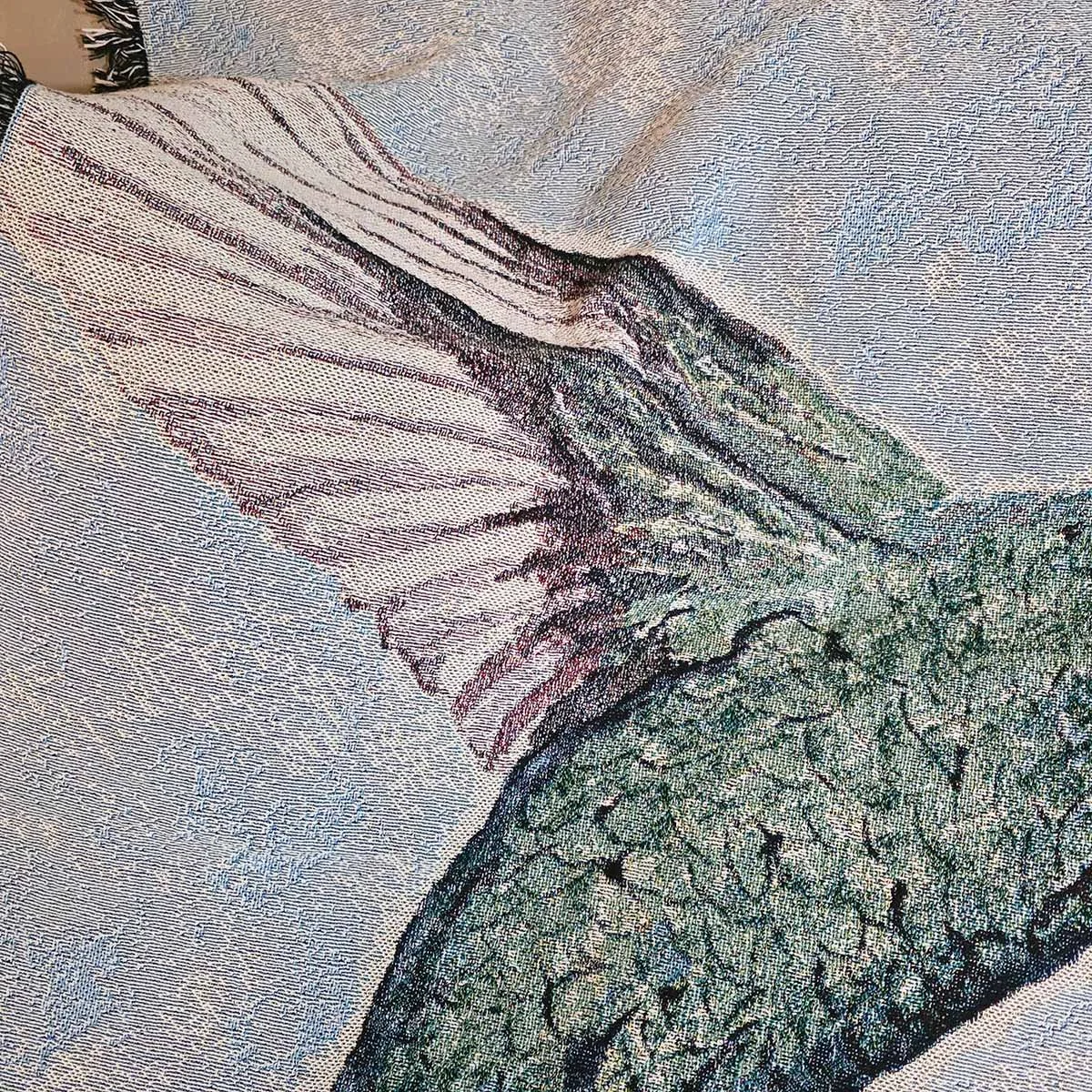 Watercolor-Hummingbird-Zinnia-Woven-Blanket-Closeup-Wings-MamaDuck-Art-Beth-Smith.jpg