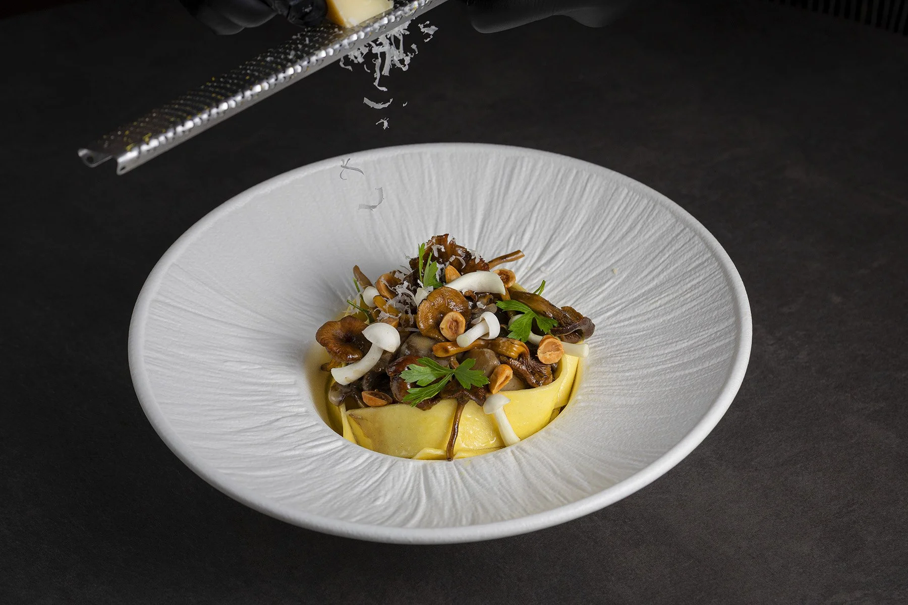 PASTA FRESCA AI FUNGHI DI BOSCO