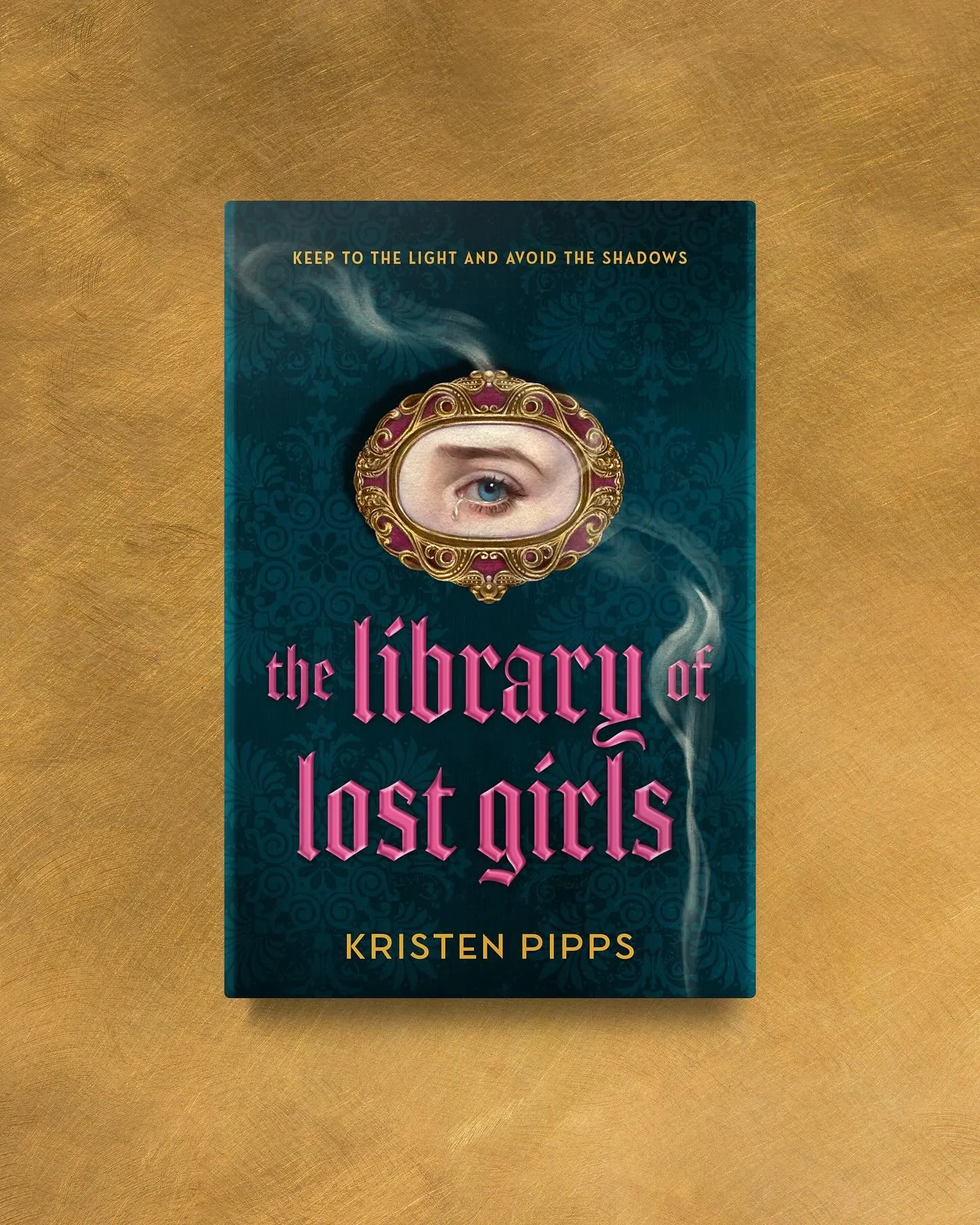 📚 Cover design for The Library of Lost Girls by @kristenpipps 📚 @elizamaru_ created the most gorgeous paintings for this cover art - and maybe there&rsquo;s some surprises on the rest of the jacket👀 @delacortepress welcomes you to the Delphi Schoo
