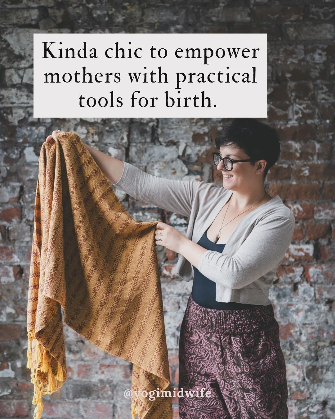Had to jump on this trend because my job is absolutely kinda chic. Except maybe for the last one 🫢

#kindachic
#midwifelife
#bestjobever