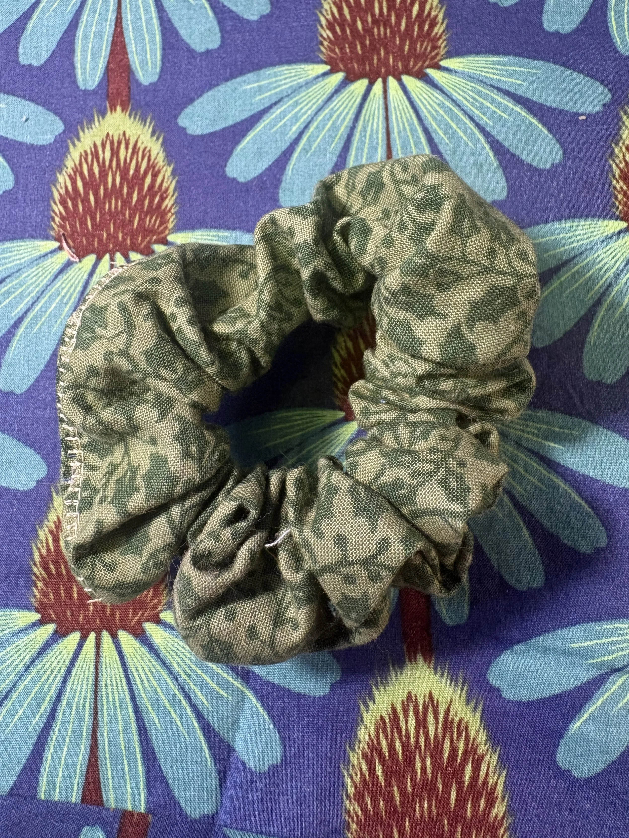 Vines Cotton Scrunchie