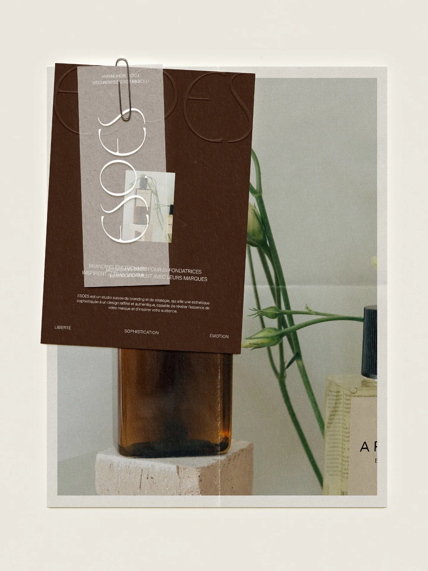 Ces derniers mois, j&rsquo;ai ressenti un besoin profond de ralentir. La preuve : je n&rsquo;ai rien post&eacute; ici depuis dix mois&hellip;
J&rsquo;avais envie de sortir du &ldquo;faire&rdquo; pour simplement &ecirc;tre.

Cr&eacute;er une marque, c