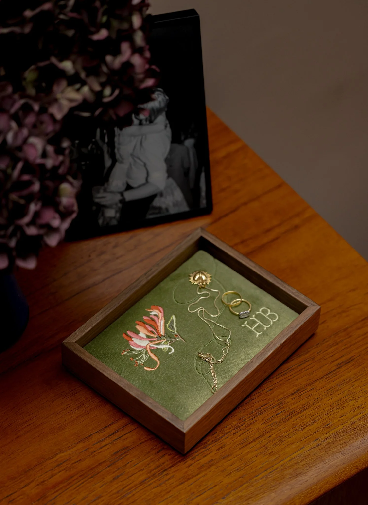 UncommonAncestor-JewelleryTray-JustinDeSouza-35-2-2.jpg