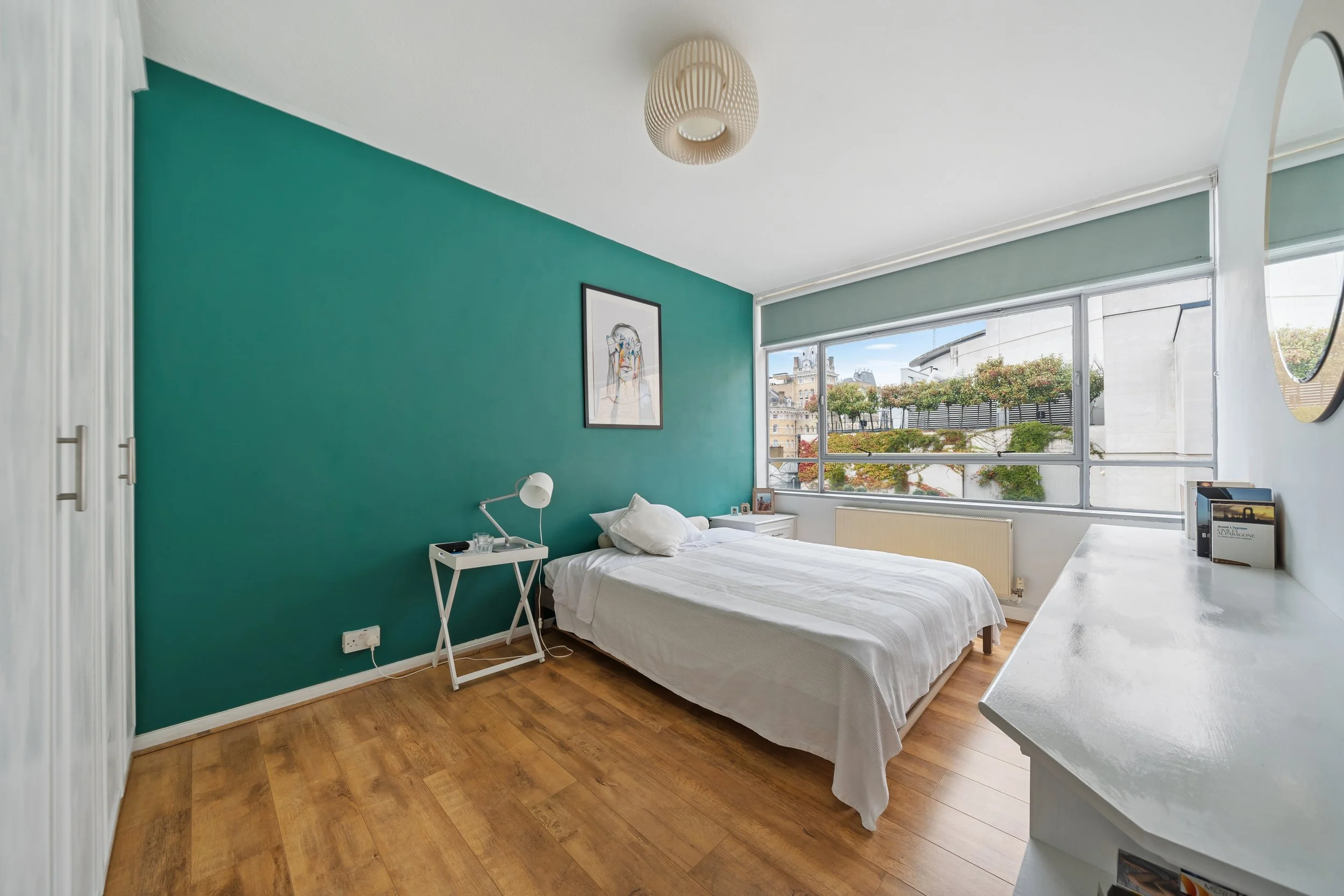 Flat 15, 89 Great Portland Street W1W 7LX-5.jpg