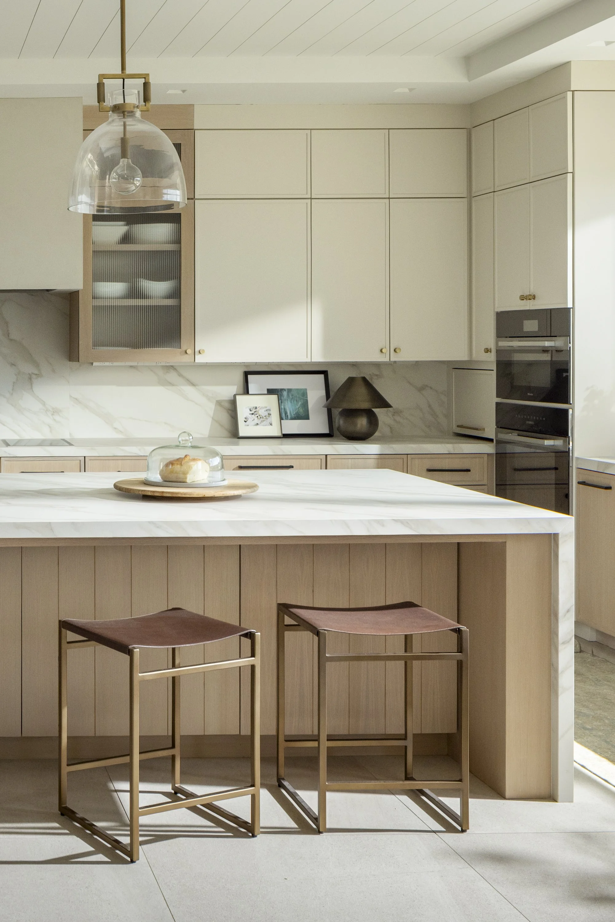 wood-and-white-kitchen-san-diego-interior-design.jpg