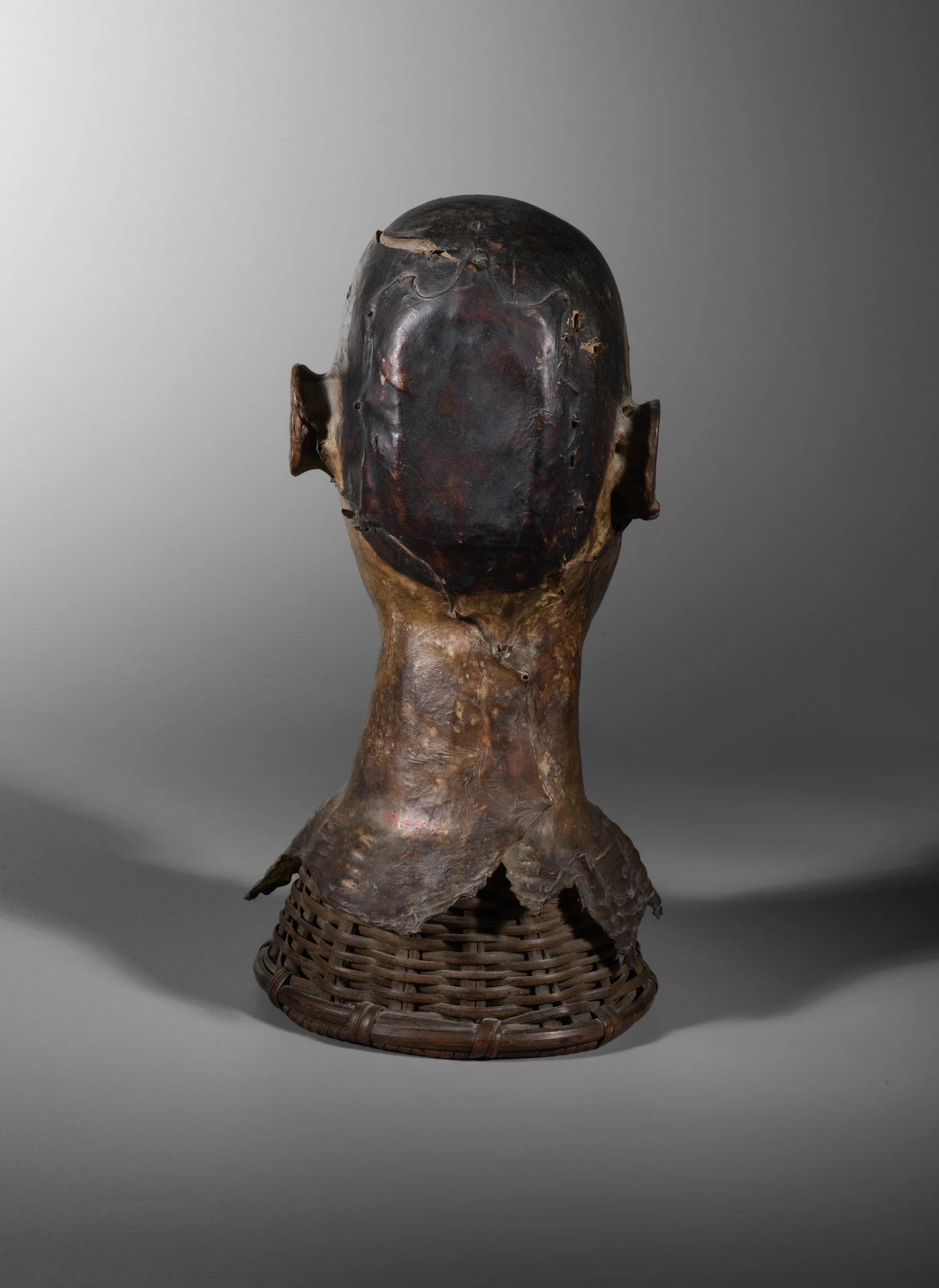 Anyang (Ekoi) Headdress1299-1_2-2500 hoch.jpg