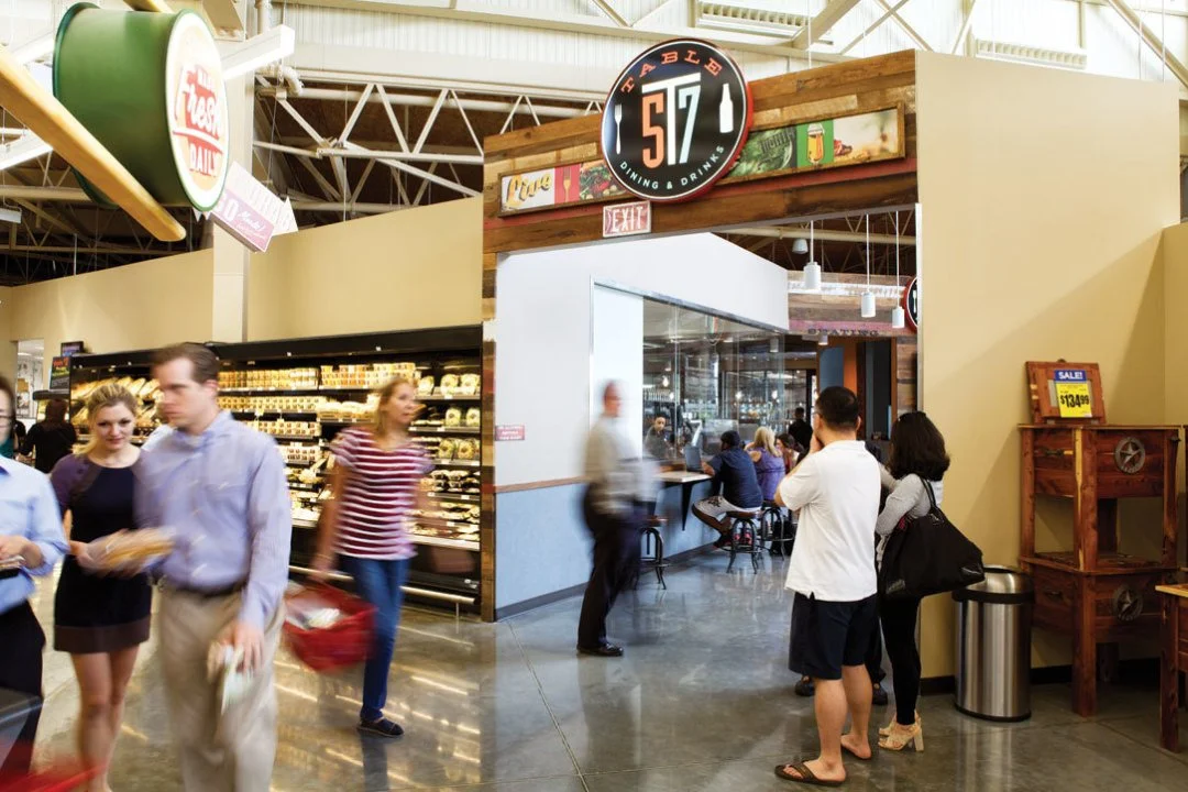 HEB_interiorfrontsign.jpeg