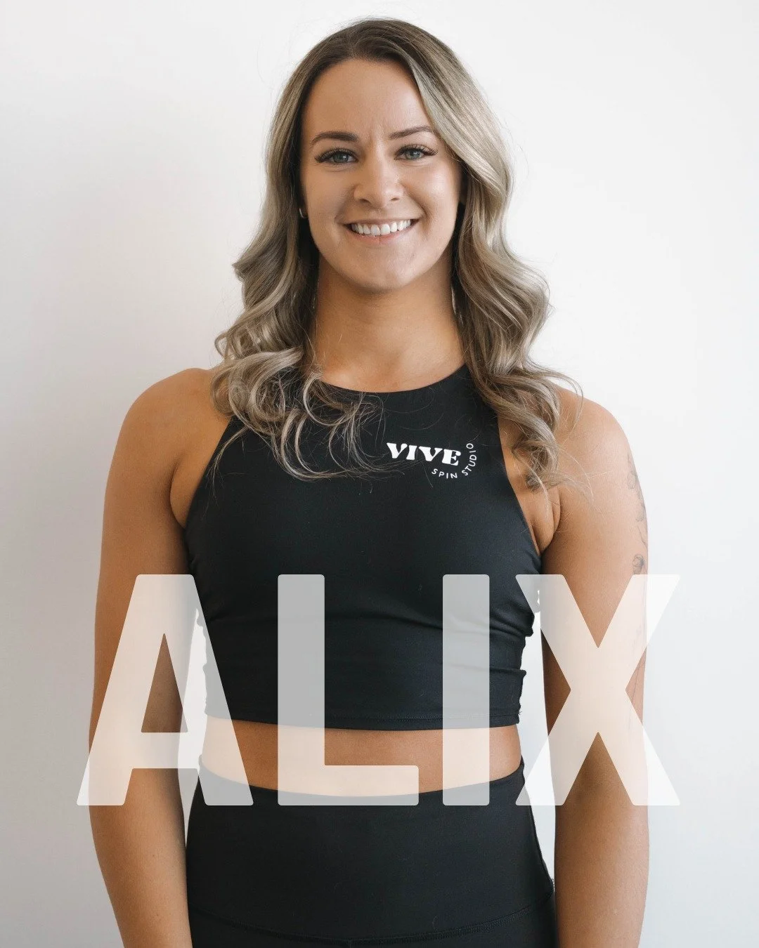 Meet Alix &mdash; one of our incredible instructors who brings bright energy and good vibes to every ride. 🚴&zwj;♀️✨
ㅤ
From the moment the music starts, Alix is all about creating a space where you can tune everything out, turn the volume up, and ge