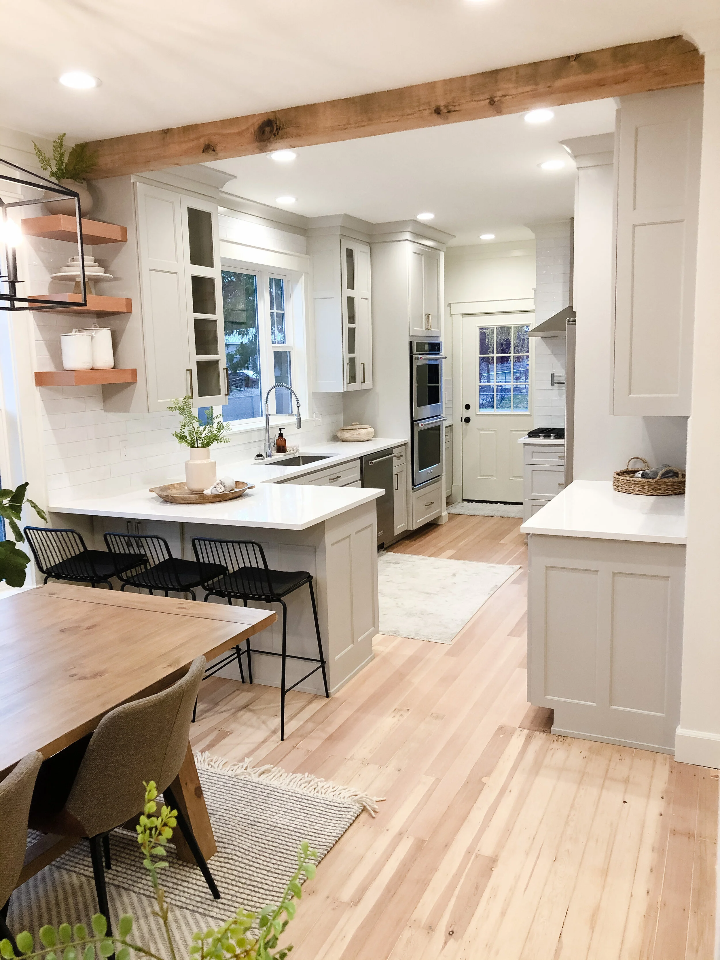 staged kitchen.JPG
