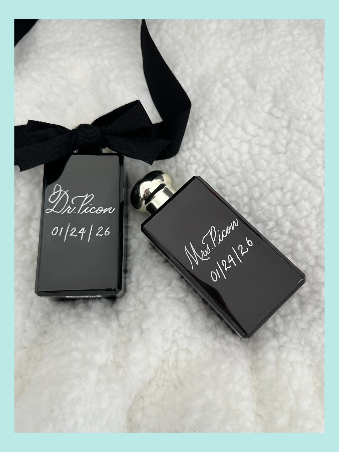 These engraved wedding fragrances for Manuel and Cristina were thoughtfully selected to capture the feeling of their wedding day in a way that lasts. Scent has a powerful way of bringing memories back to life, and engraving each bottle turns it into 