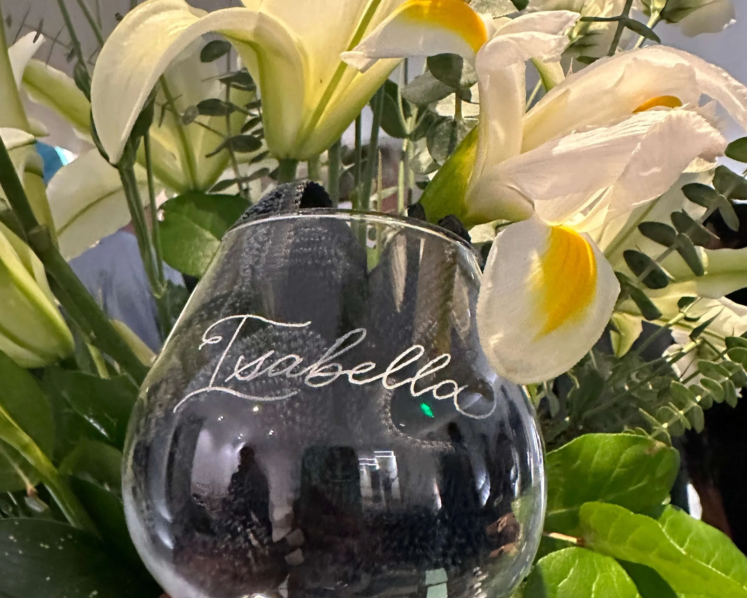 Engraved whiskey glass by Miami Engraver Sanique