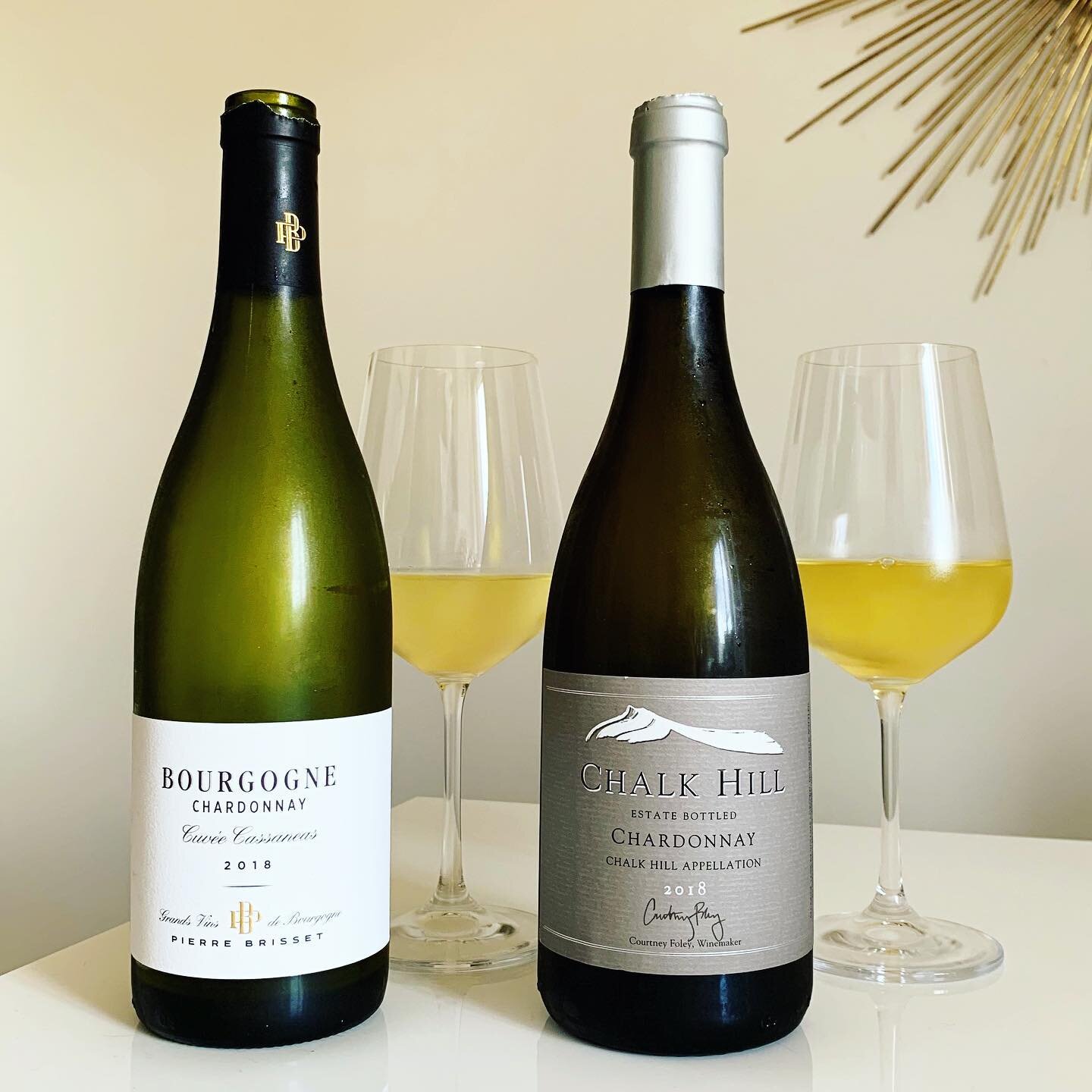 An impromptu chardy party 🎉 
&hellip;
Does anyone else have several bottles open at a time? Sometimes I lose track of what&rsquo;s in my fridge because I open wines for tastings, blog posts, social media content, pairings, etc. (Nobody panic: I chec