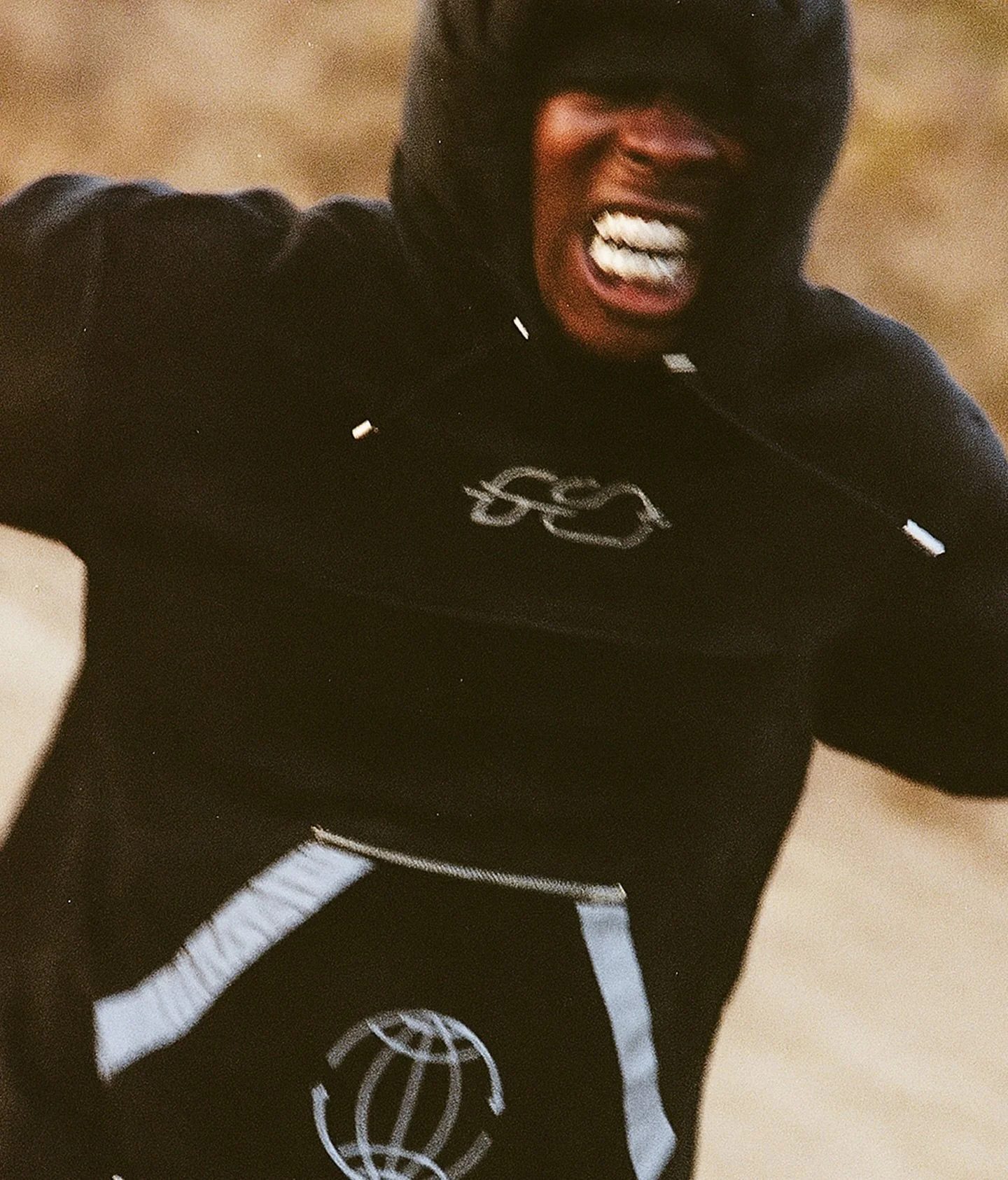 ARCHIVE SALE UP TO 70% OFF!! 
DM US A GLOBE 🌍 FOR EARLY ACCESS 
FIRST COME, FIRST SERVE. ACT NOW