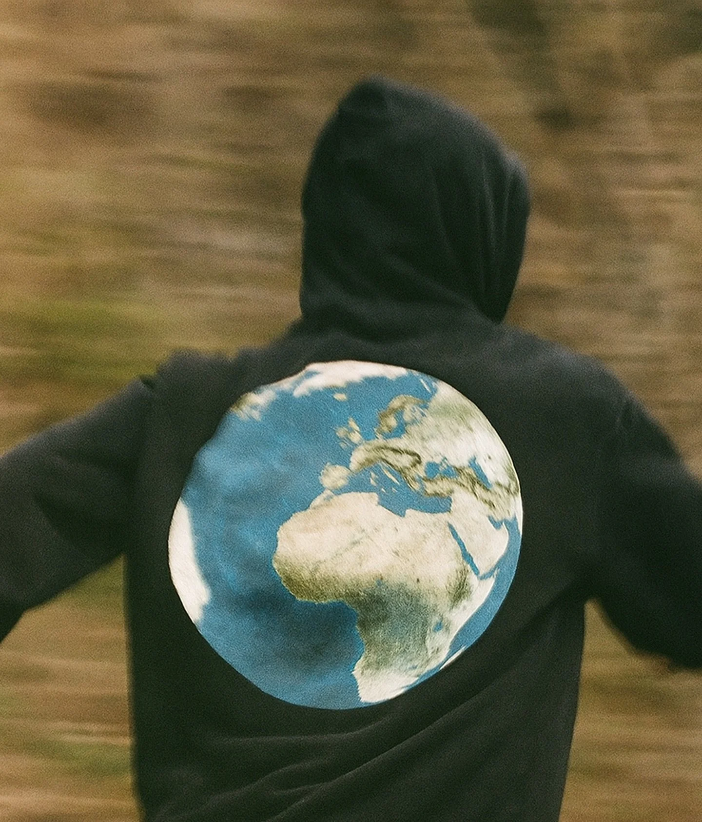 ARCHIVE SALE UP TO 70% OFF!! 
DM US A GLOBE 🌍 FOR ACCESS