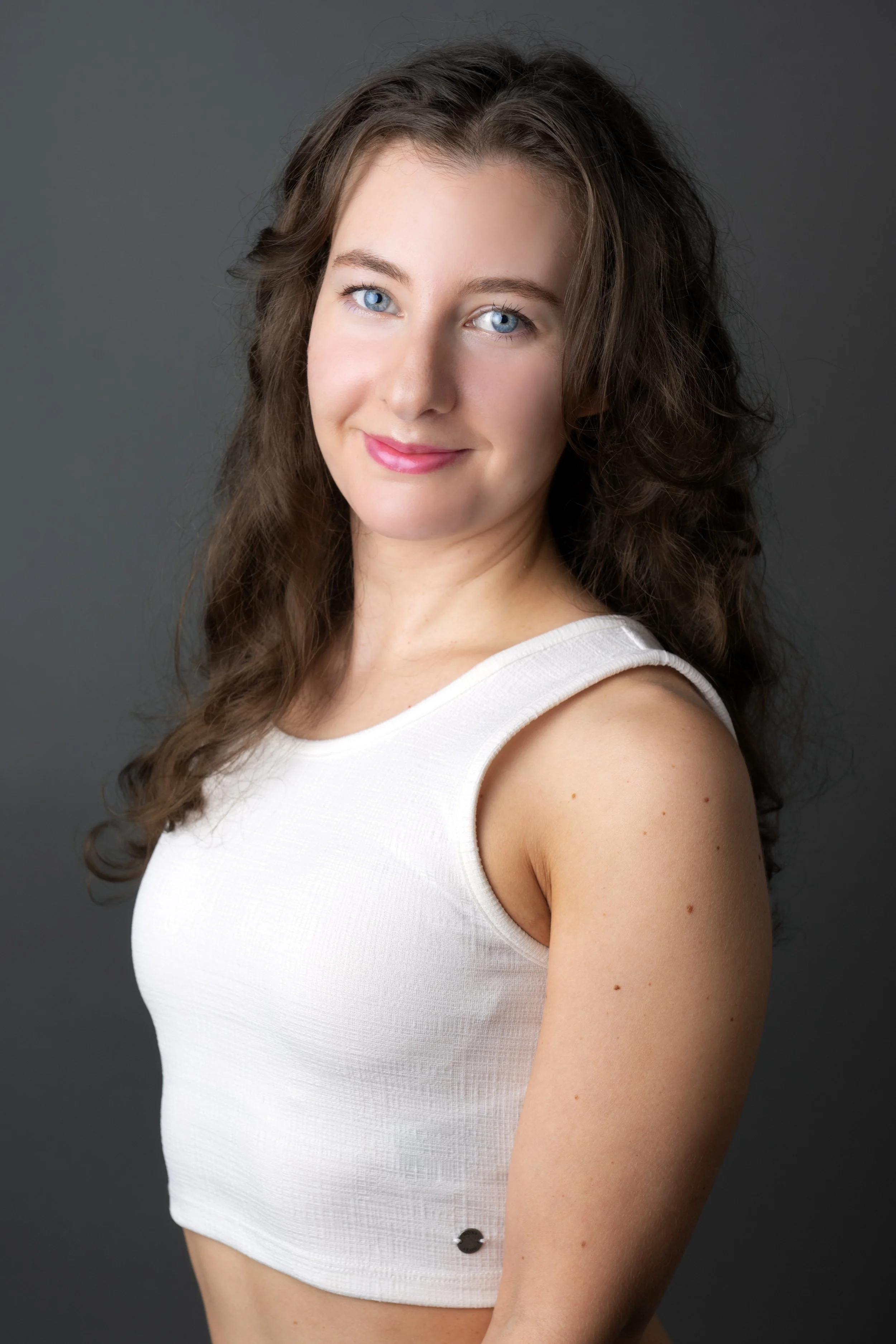 BRIENNA MAESTAS

I’m Brienna. I moved from Hawaii to Albuquerque and I work in healthcare. I would consider myself a rookie dancer! I’m relatively new to dancing and have been practicing since 2023. I’m so fortunate to have found Viiizon here in Albu