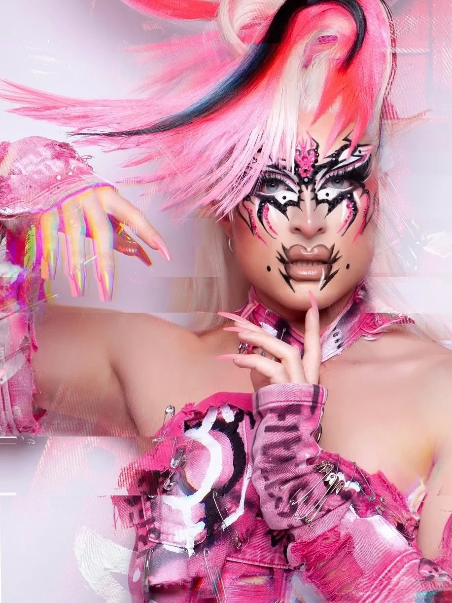 This Weekend🗼🇯🇵✈️ Saturday ‼️ Tokyo ‼️
Drag Race 🇪🇸 Season3 Beast @soymuybestiah coming to Tokyo Japan 🗼🇯🇵 Beauty Blenda 🏳️‍🌈🏳️‍⚧️ !
Event info🏳️‍🌈🏳️‍⚧️ ↓
Tokyo Halloween Beauty Blenda 🎃👻
10/18(Sat) Oct 18th(Sat