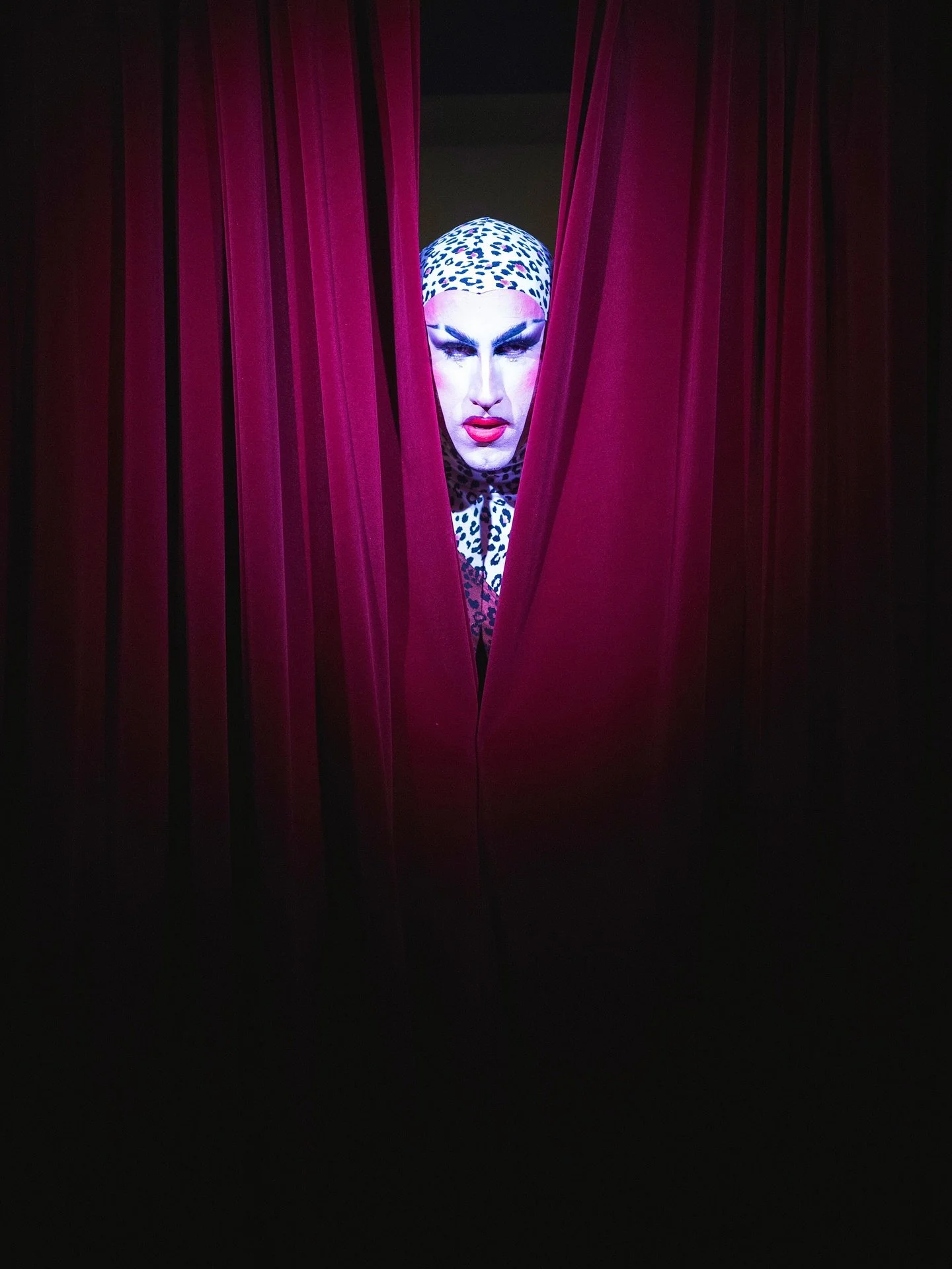 peekaBOO, bitch. 
queer holiday season is upon us. 

📸 @roku_adachimasako 

#hausofgaishoku #beautyblenda #queer #drag #dragqueensofinstagram #dragshow #japan #tokyo #japandrag #imogenheap #hideandseek #halloween