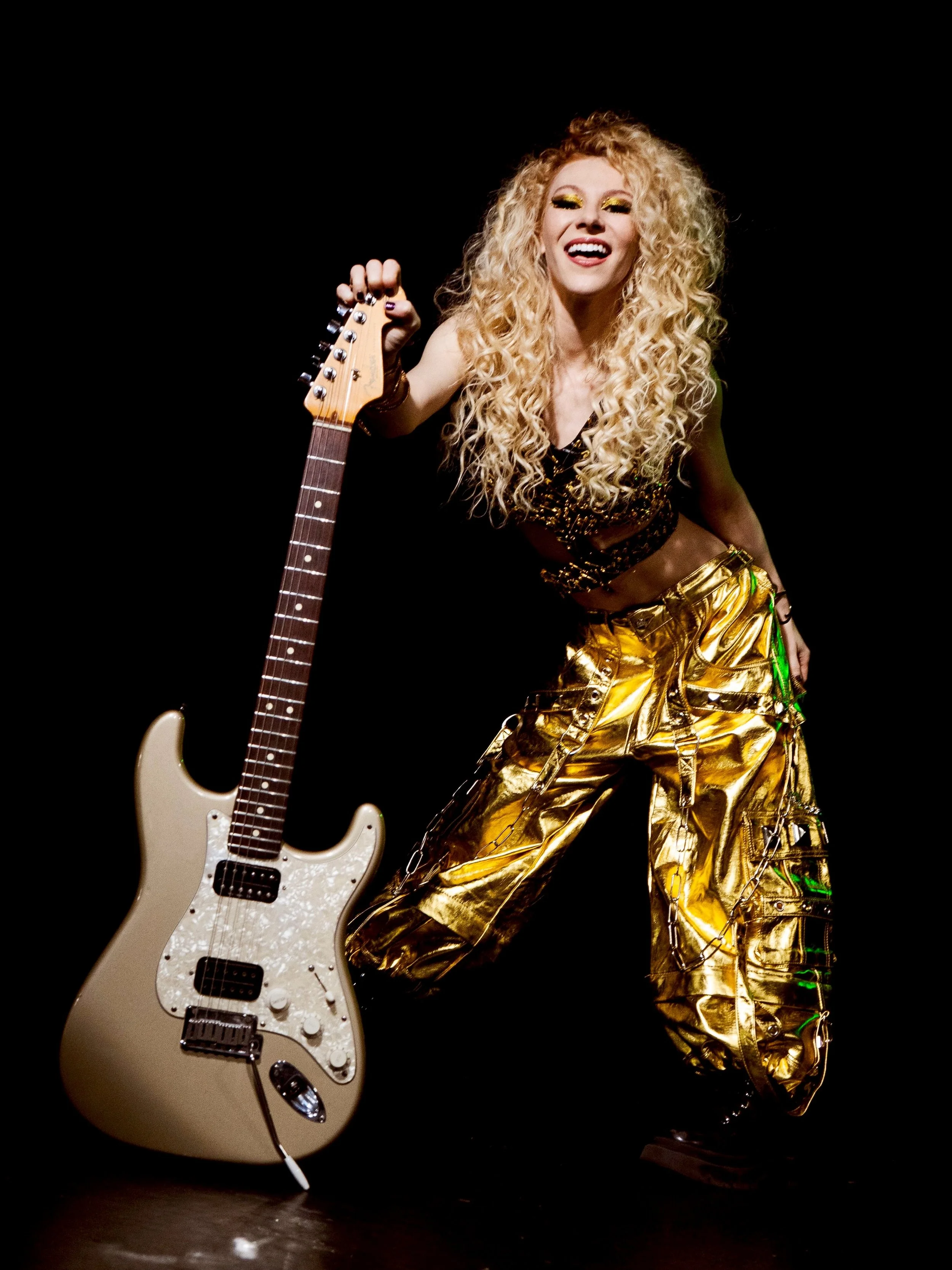 HBD Ariel 🎂🎉 
Big Announcement Tokyo Japan🗼🇯🇵！
Broadway 🇺🇸 @dragthemusical &rsquo;s @arielgoes2eleven coming back to @hausofgaishoku ! 

アリエルお誕生日おめでとう🎂🎉
東京のみんなー🗼🇯🇵！ビッグニュースです！
あのブロードウェイ🇺🇸 @dragthemusical に出演した @arielgoes2eleven が @hausof