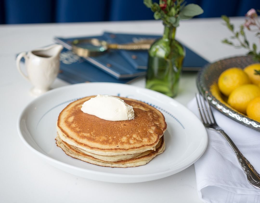 Brunch Near Me - Bottomless Mimosas, Eggs, Pancakes, Burgers, and Waffles In Downtown Nashville